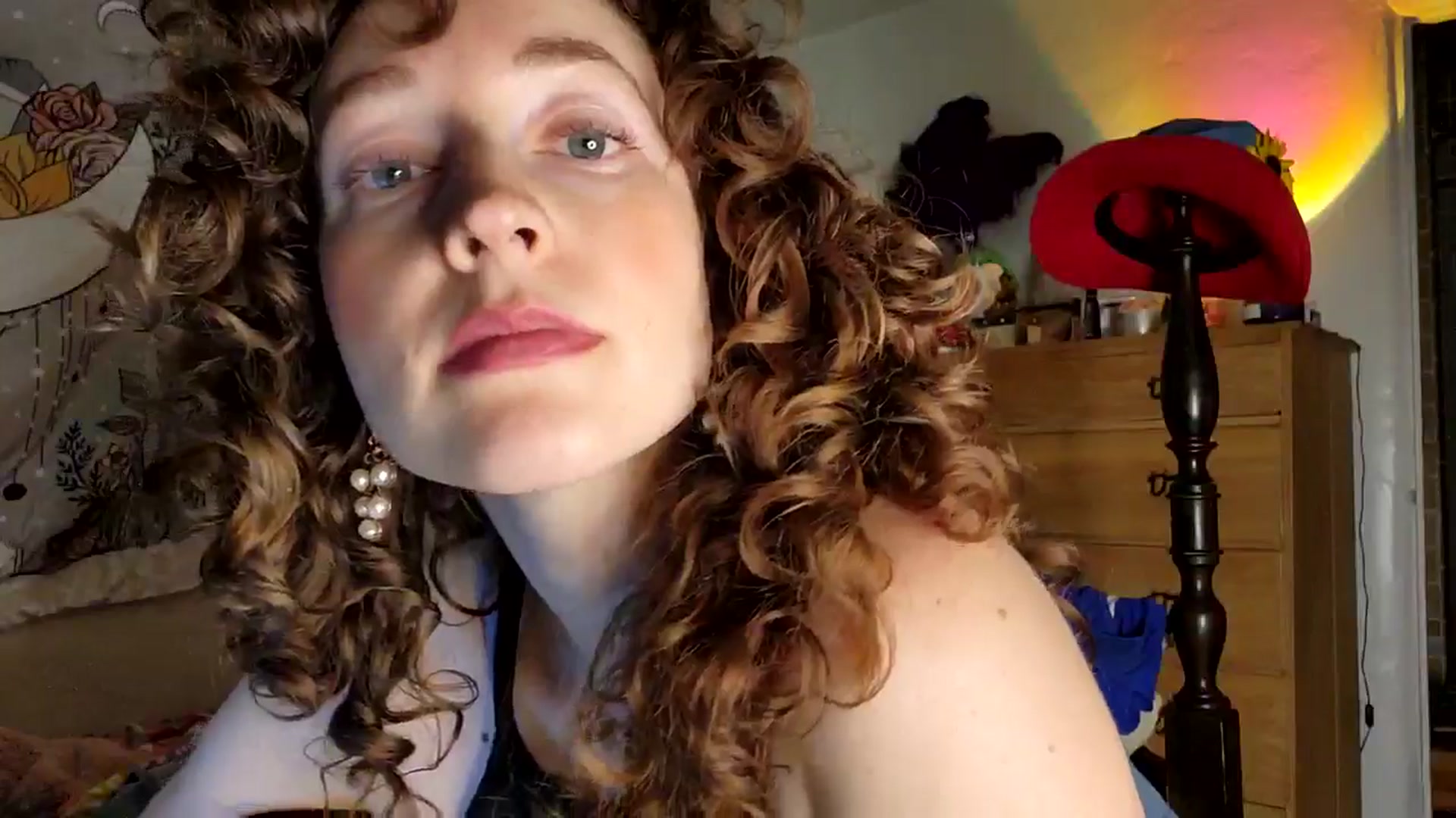 Gallery image thumbnail from TrollopTaylor's myfreecams stream on, 05/01/2026, 05:59 image 16 of 20