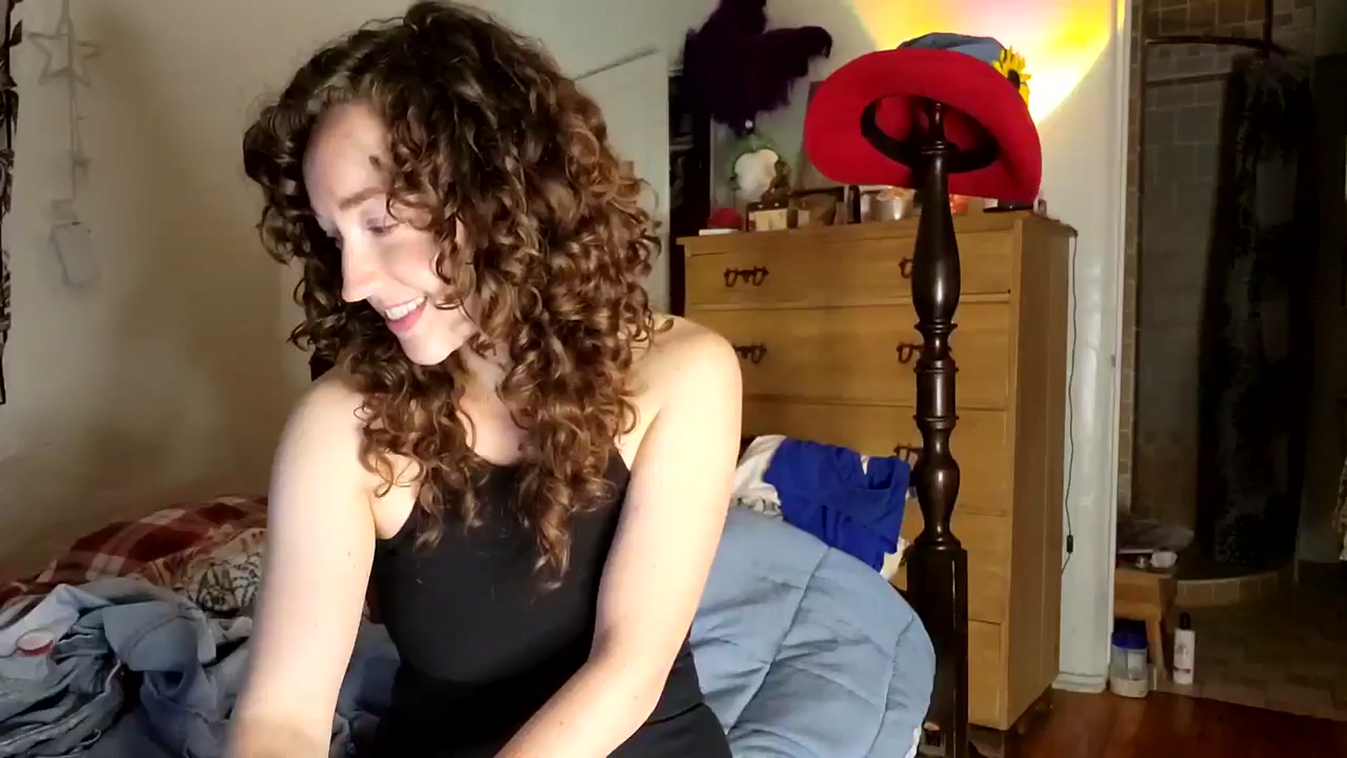Gallery image thumbnail from TrollopTaylor's myfreecams stream on, 05/01/2026, 05:59 image 2 of 20