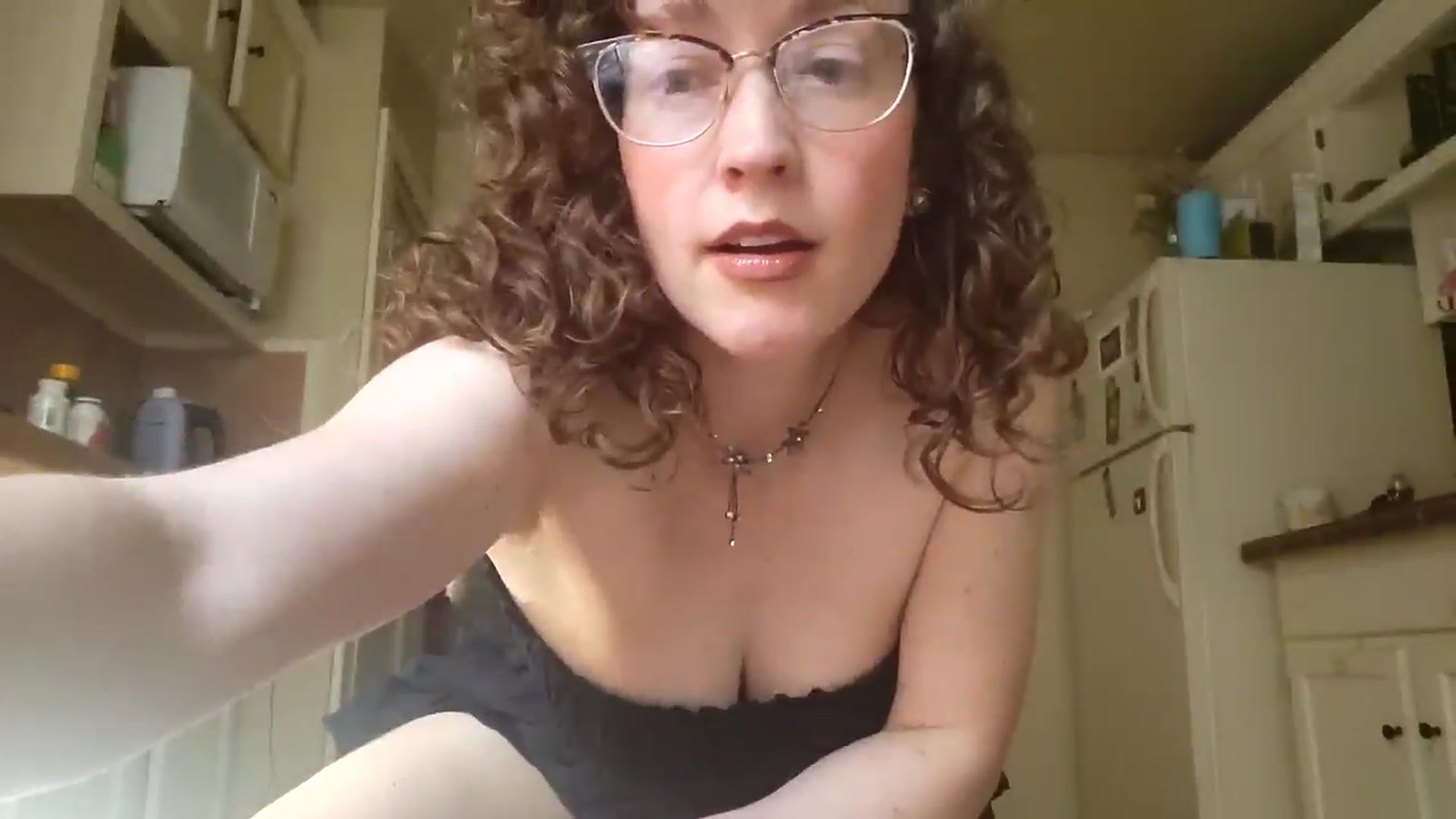 Gallery image thumbnail from TrollopTaylor's myfreecams stream on, 05/11/2026, 24:07 image 9 of 20
