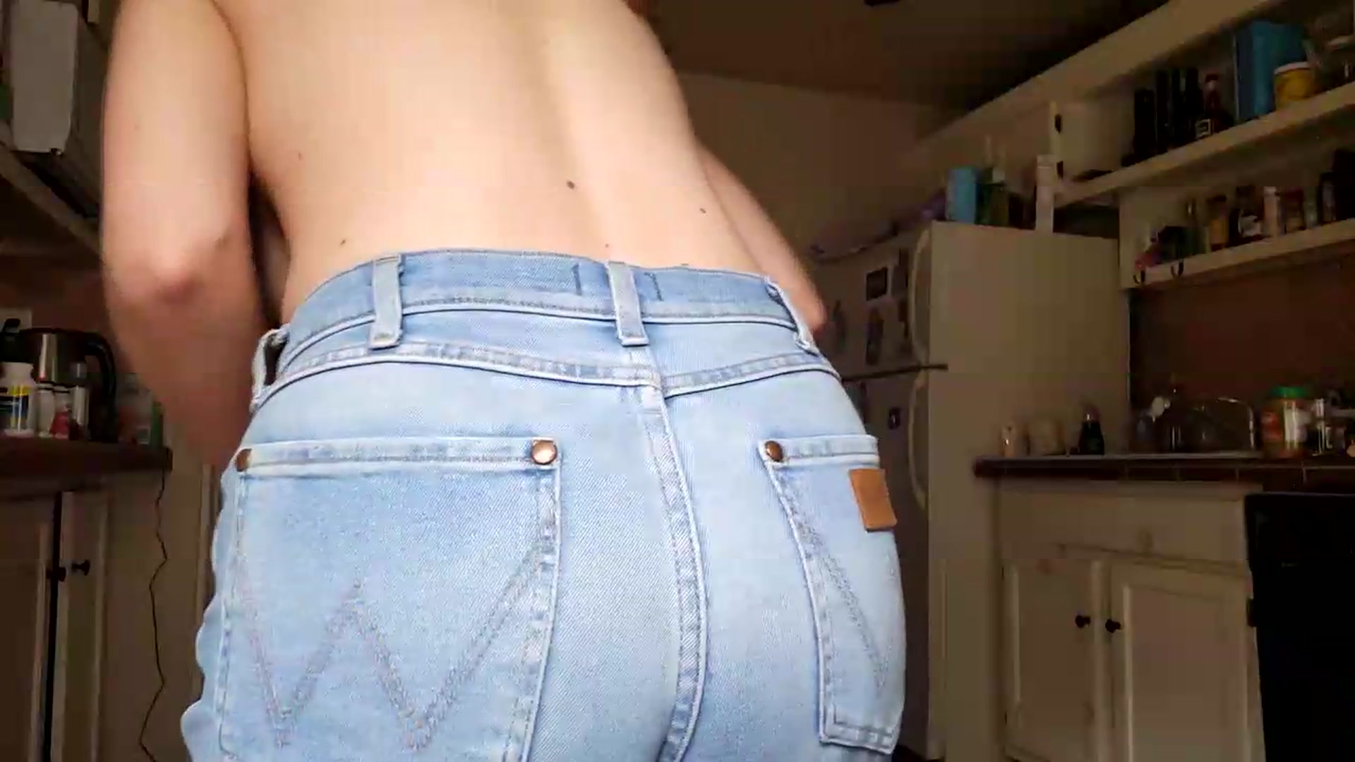 Gallery image thumbnail from TrollopTaylor's myfreecams stream on, 05/21/2026, 24:29 image 10 of 20