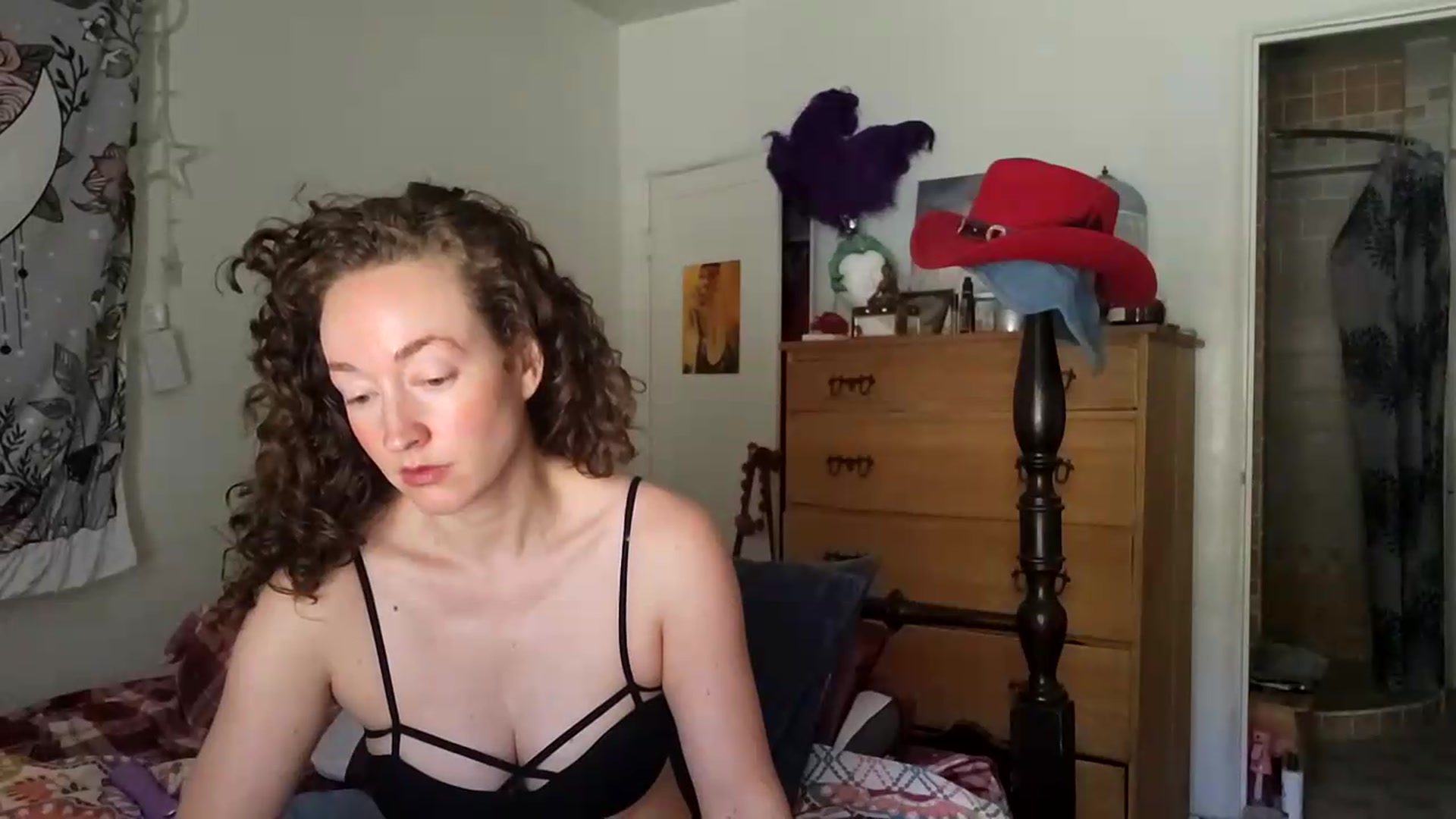 Gallery image thumbnail from TrollopTaylor's myfreecams stream on, 05/22/2026, 18:50 image 16 of 20