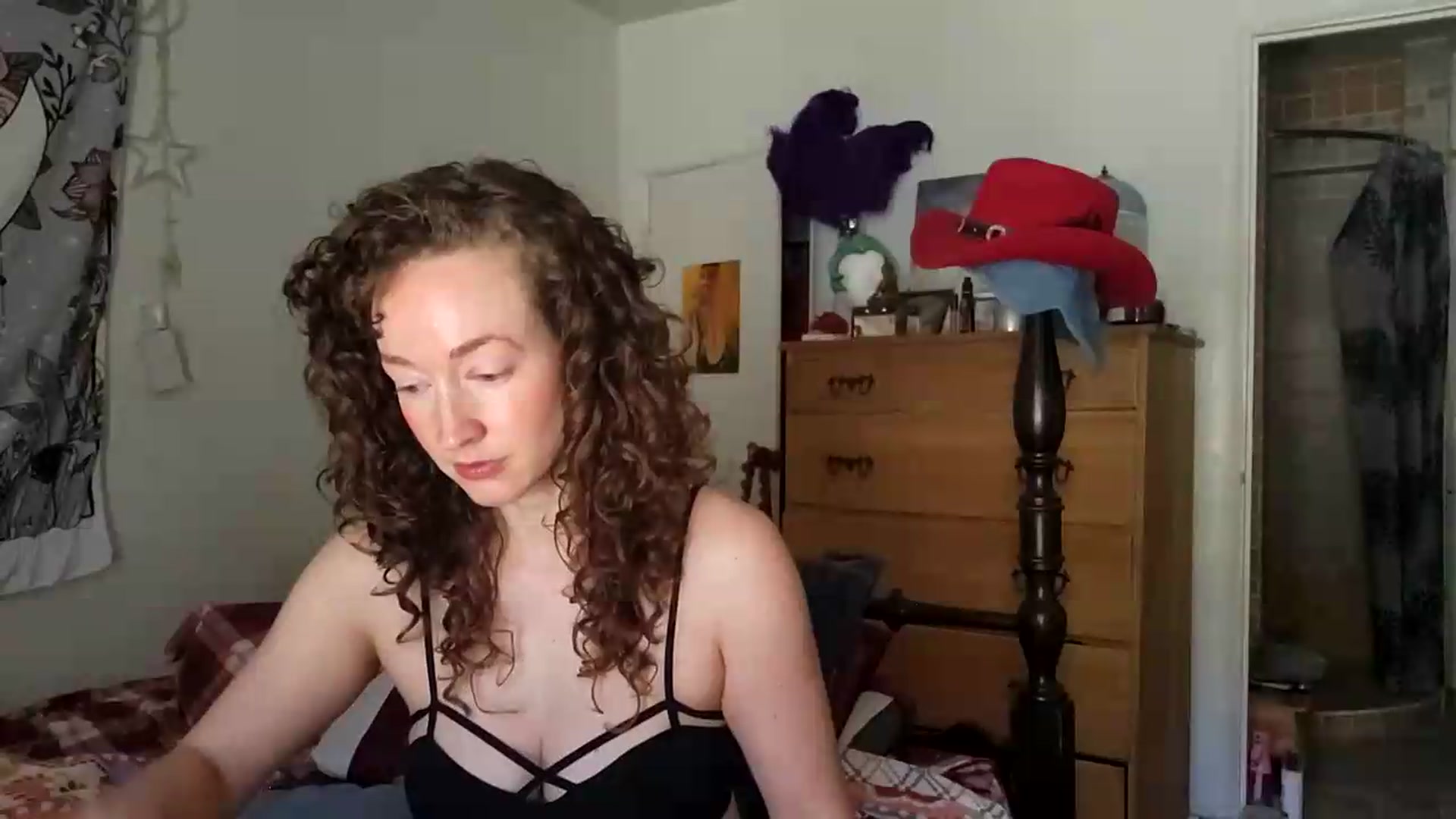 Gallery image thumbnail from TrollopTaylor's myfreecams stream on, 05/22/2026, 18:50 image 20 of 20