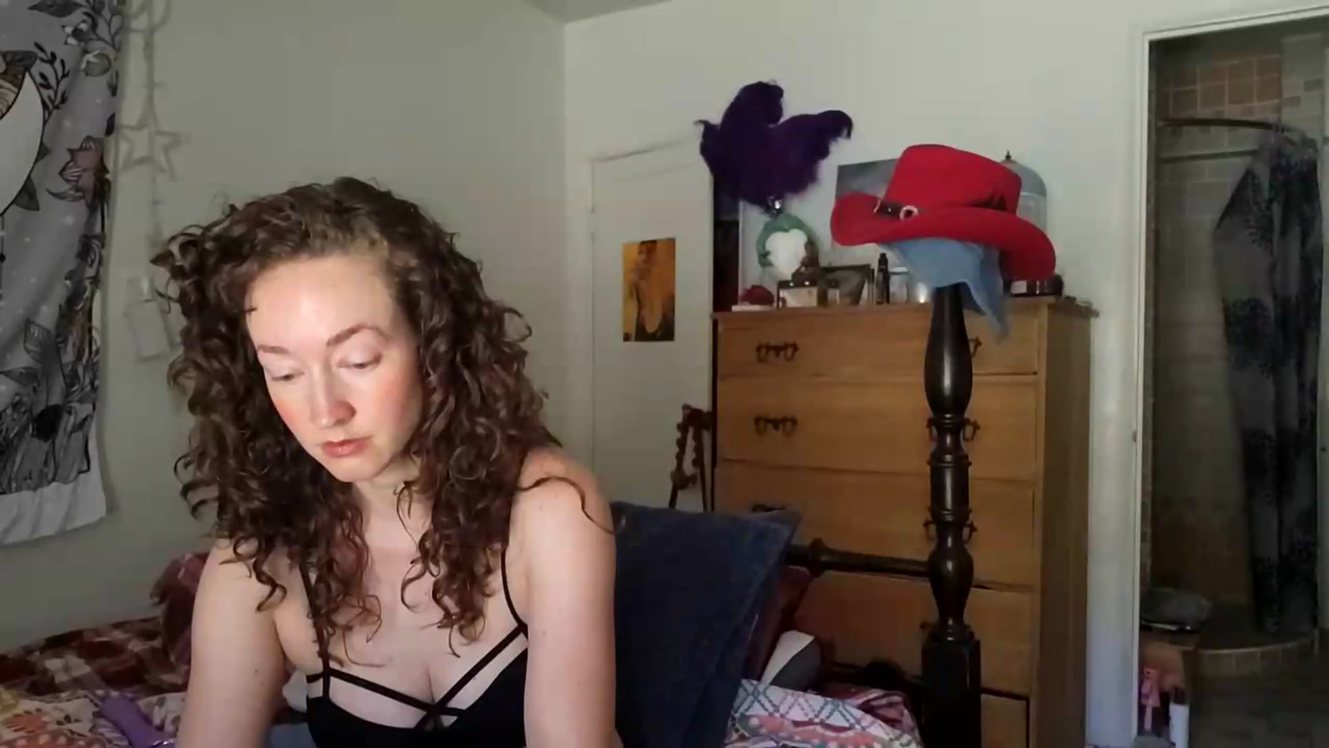 Gallery image thumbnail from TrollopTaylor's myfreecams stream on, 05/22/2026, 18:50 image 18 of 20