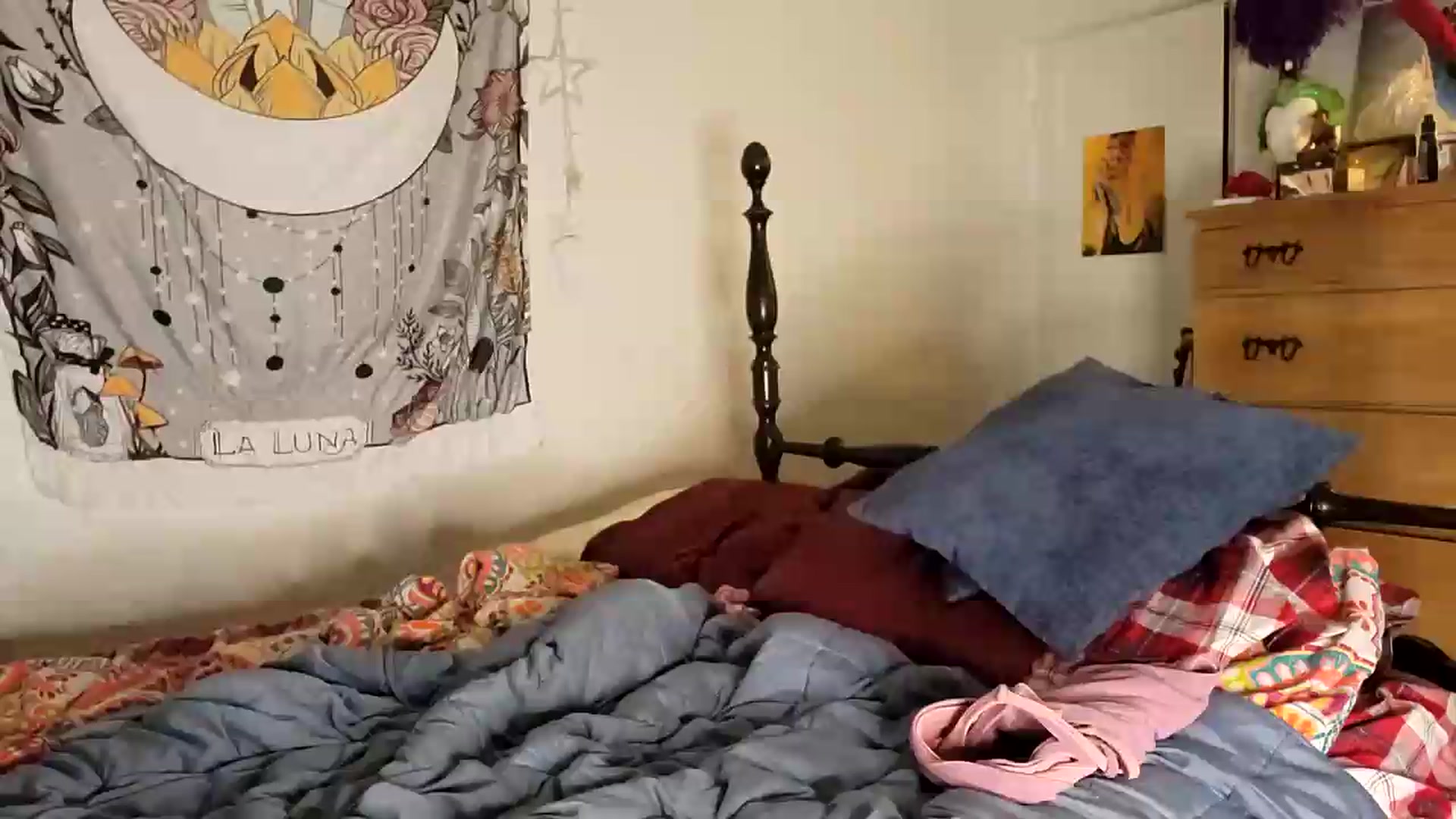 Gallery image thumbnail from TrollopTaylor's myfreecams stream on, 06/07/2026, 04:51 image 1 of 20