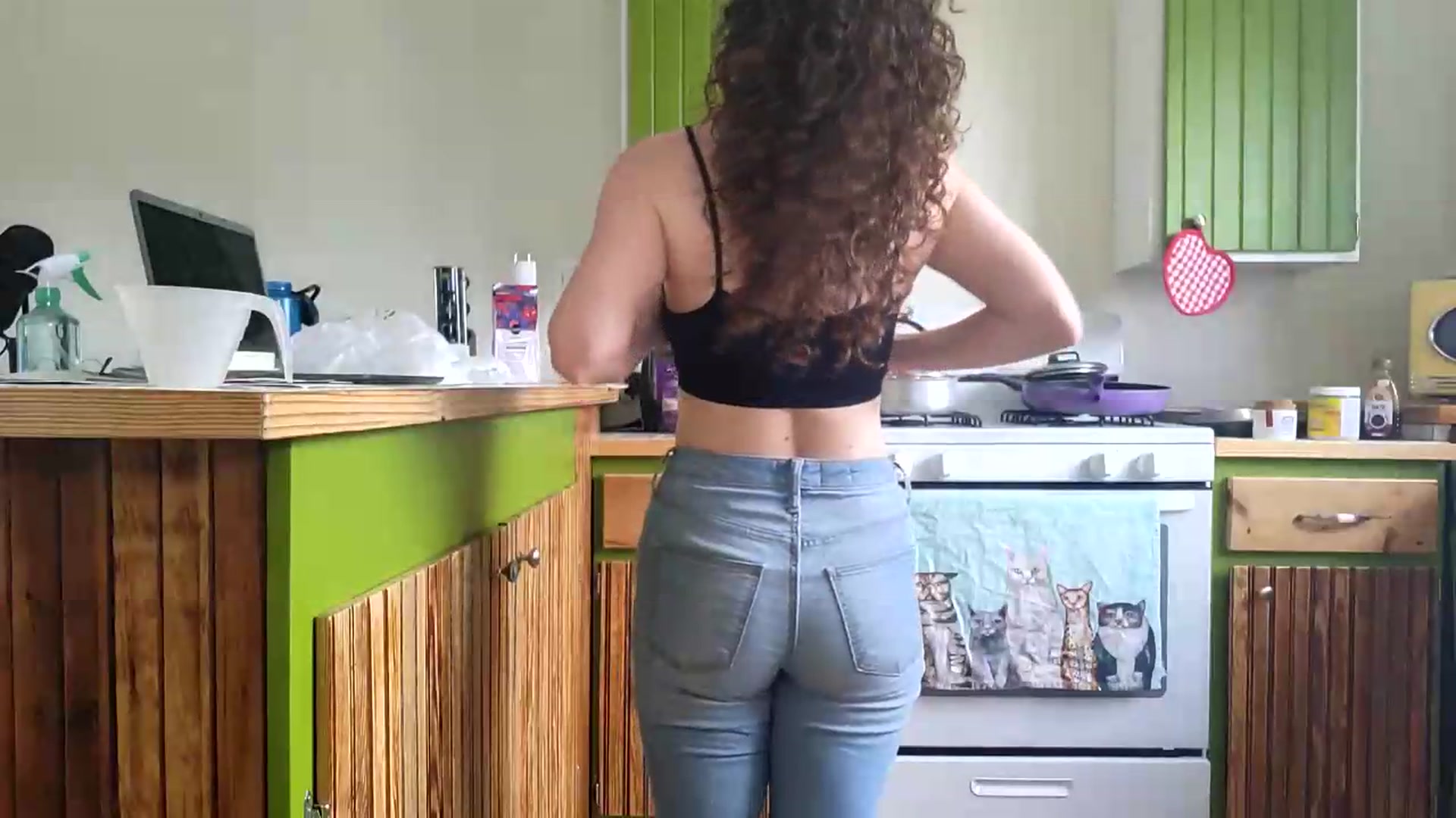 Gallery image thumbnail from TrollopTaylor's myfreecams stream on, 07/18/2026, 21:03 image 2 of 20