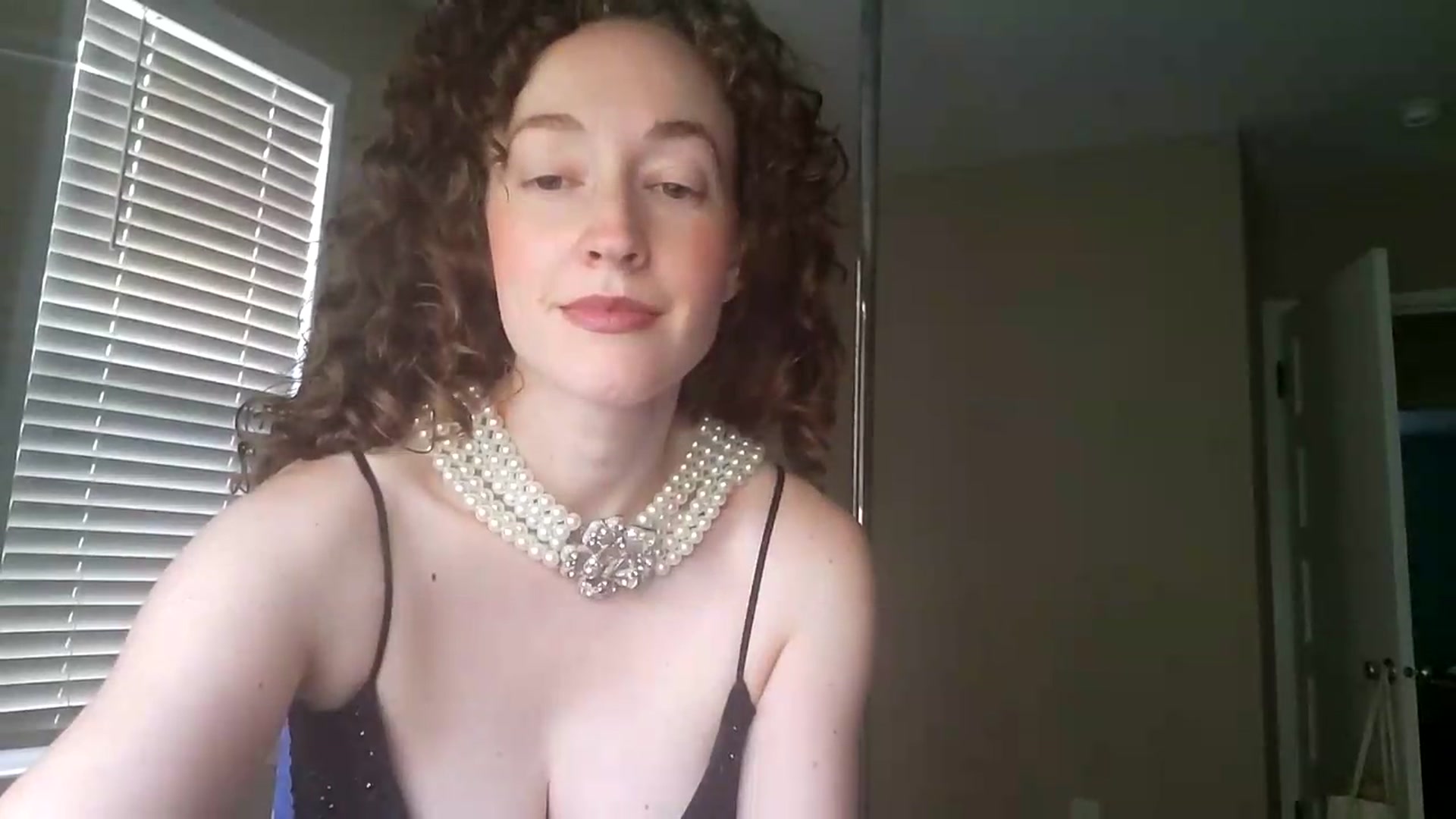 Gallery image thumbnail from TrollopTaylor's myfreecams stream on, 08/12/2026, 03:09 image 4 of 20