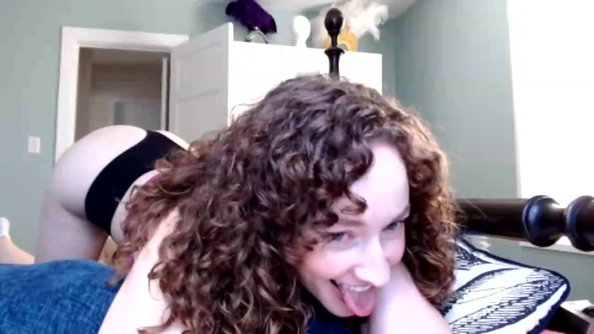 Gallery image thumbnail from TrollopTaylor's myfreecams stream on, 08/15/2026, 22:09 image 18 of 20