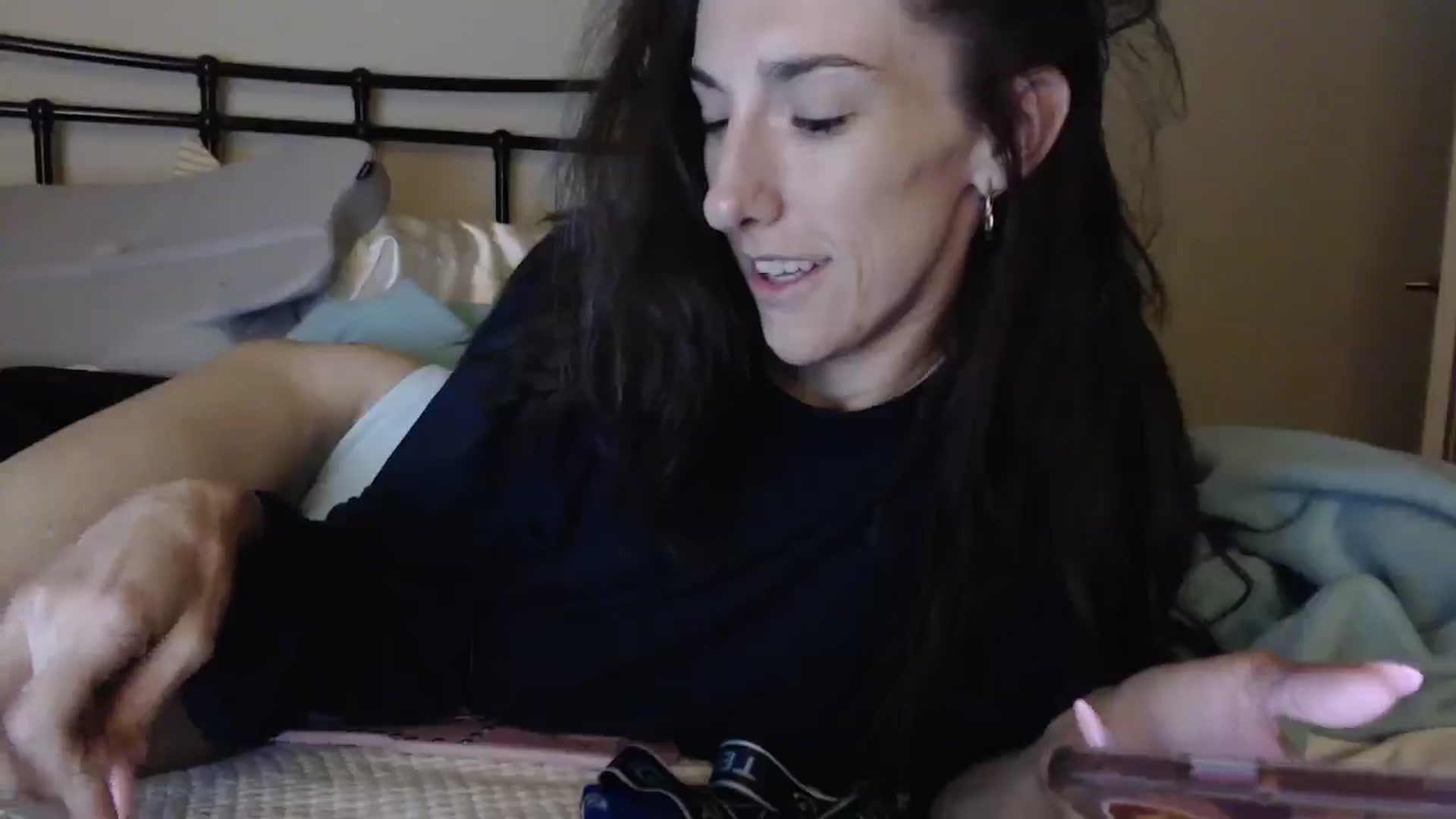 Gallery image thumbnail from Trosefitt's myfreecams stream on, 12/03/2024, 09:55 image 13 of 20