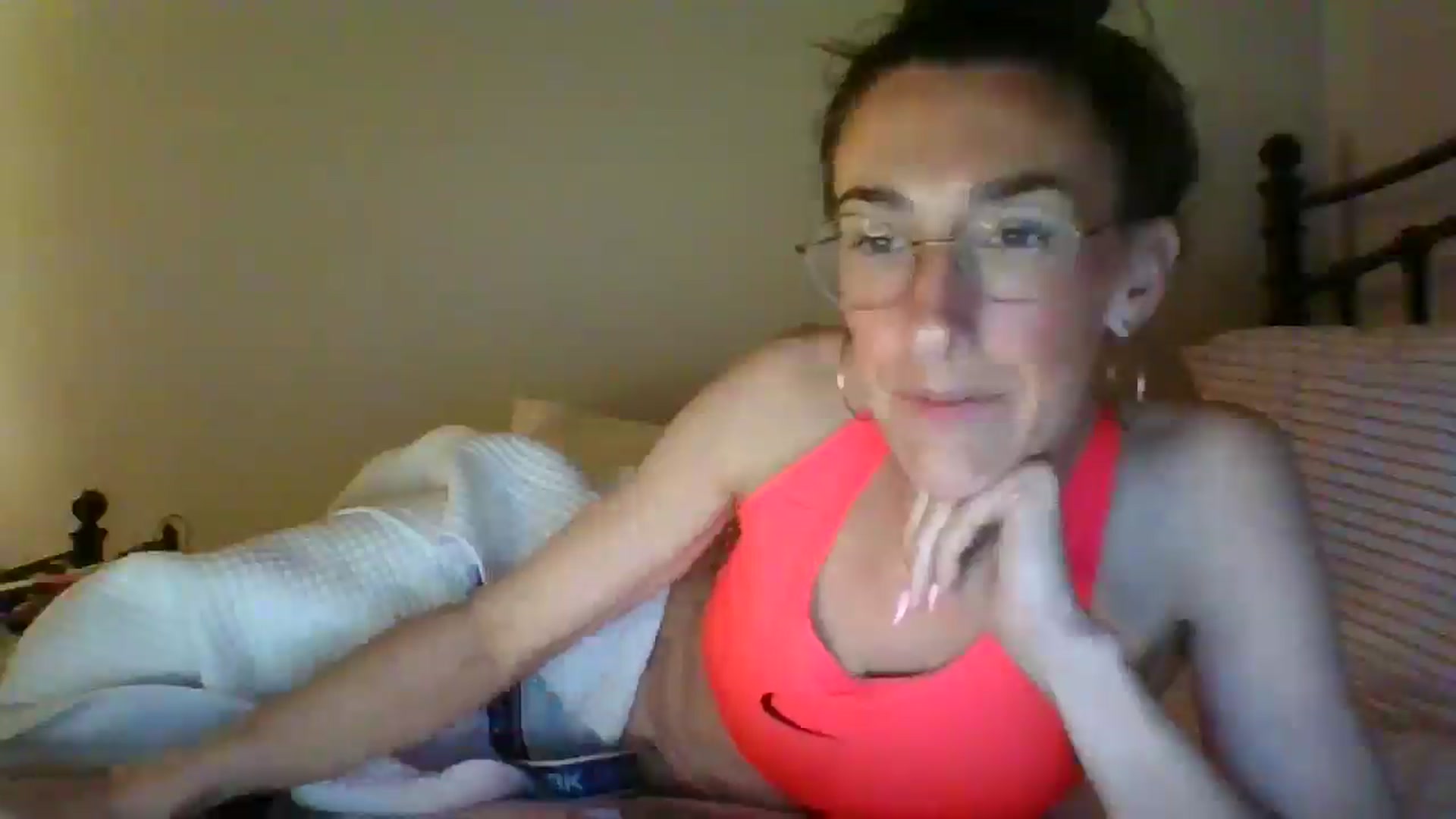 Gallery image thumbnail from Trosefitt's myfreecams stream on, 12/06/2024, 10:19 image 17 of 20