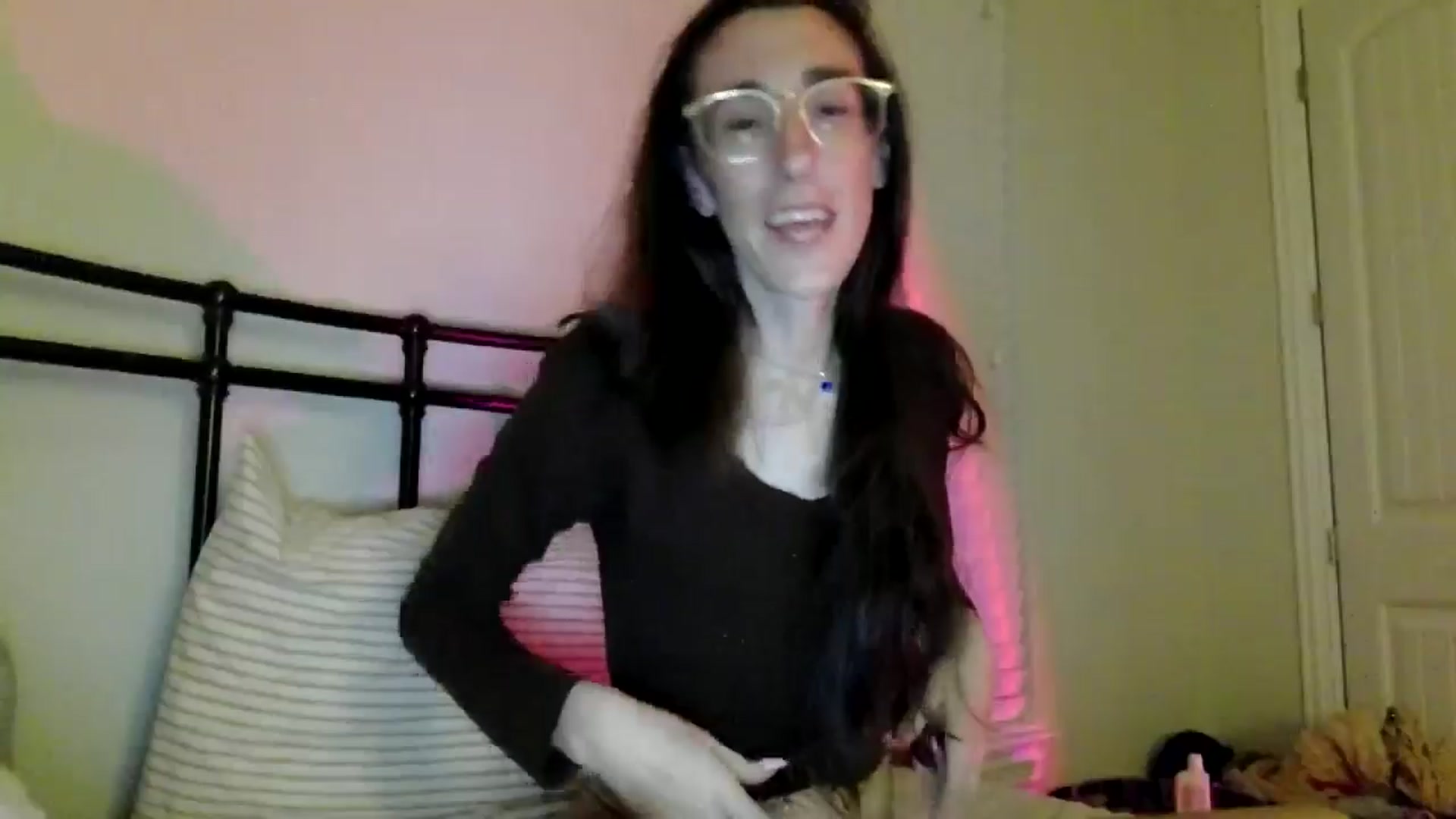 Gallery image thumbnail from Trosefitt's myfreecams stream on, 12/19/2024, 08:51 image 9 of 20