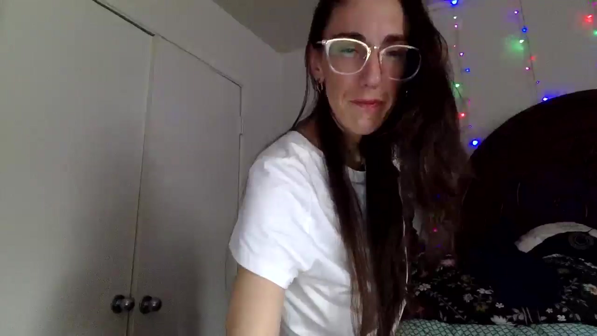 Gallery image thumbnail from Trosefitt's myfreecams stream on, 12/23/2024, 18:50 image 10 of 20