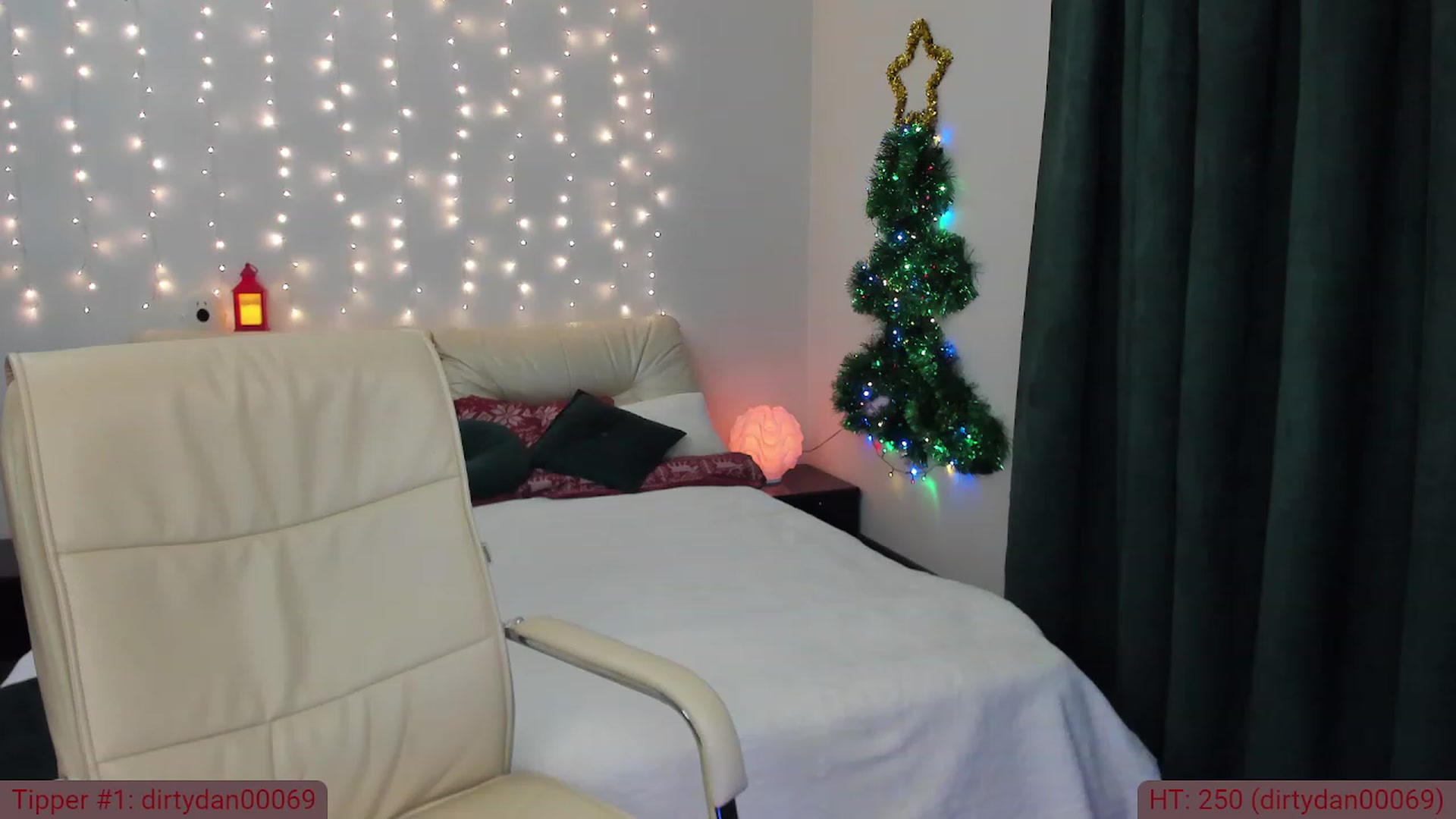Gallery image thumbnail from TroubleVixen's myfreecams stream on, 11/27/2022, 17:10 image 9 of 20