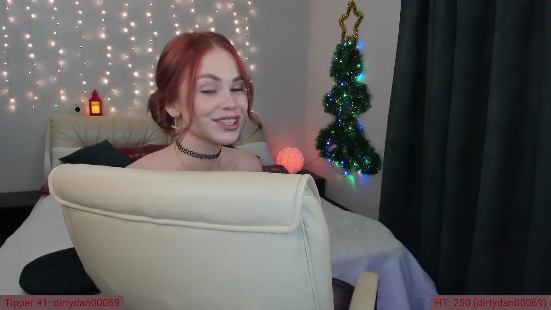 Gallery image thumbnail from TroubleVixen's myfreecams stream on, 11/27/2022, 17:10 image 17 of 20