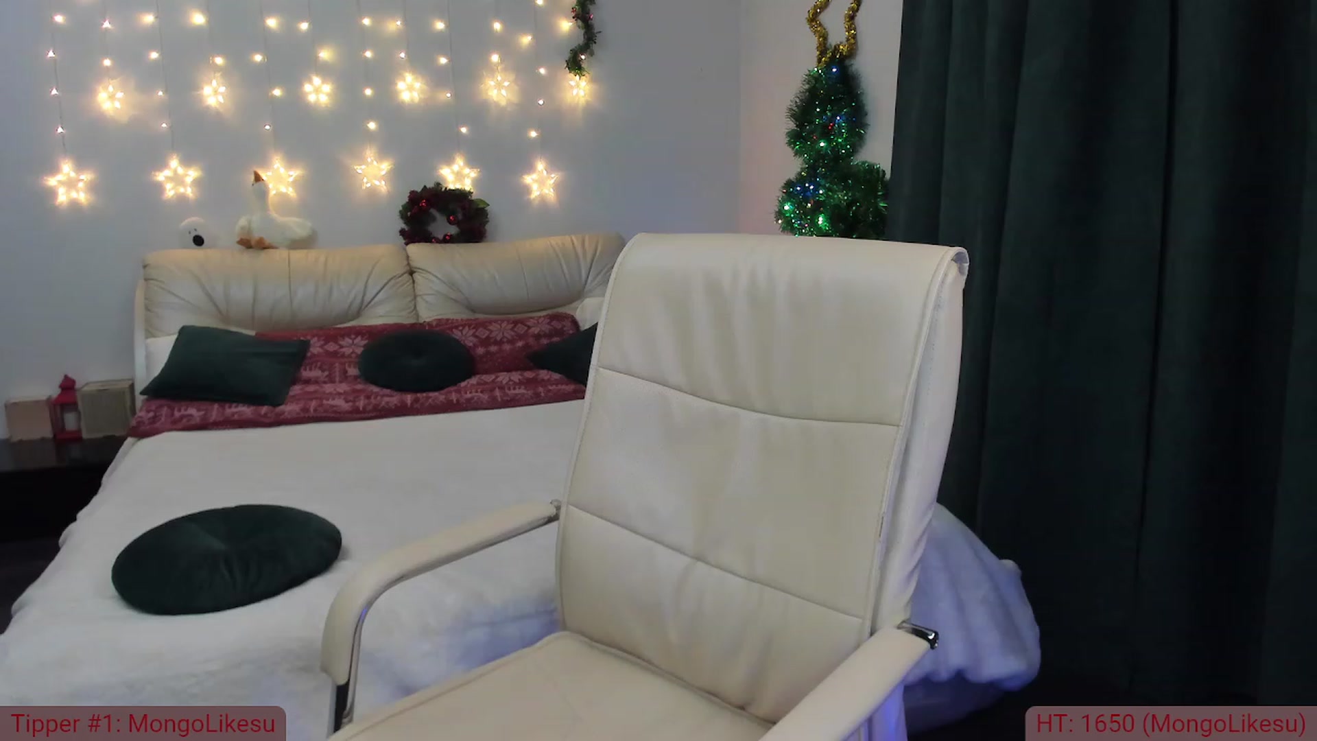 Gallery image thumbnail from TroubleVixen's myfreecams stream on, 01/07/2023, 21:19 image 13 of 20