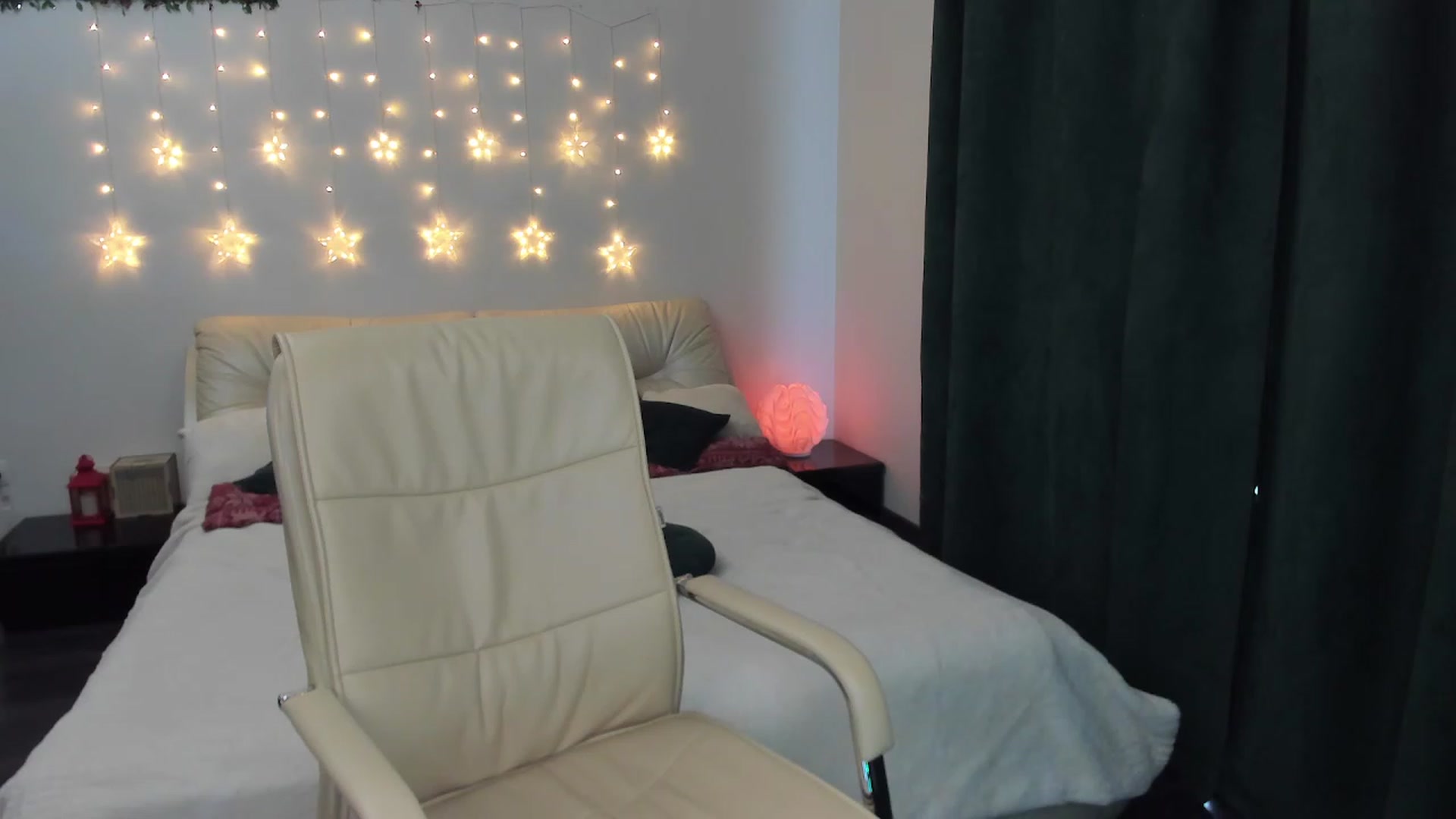 Gallery image thumbnail from TroubleVixen's myfreecams stream on, 03/01/2023, 07:54 image 13 of 20