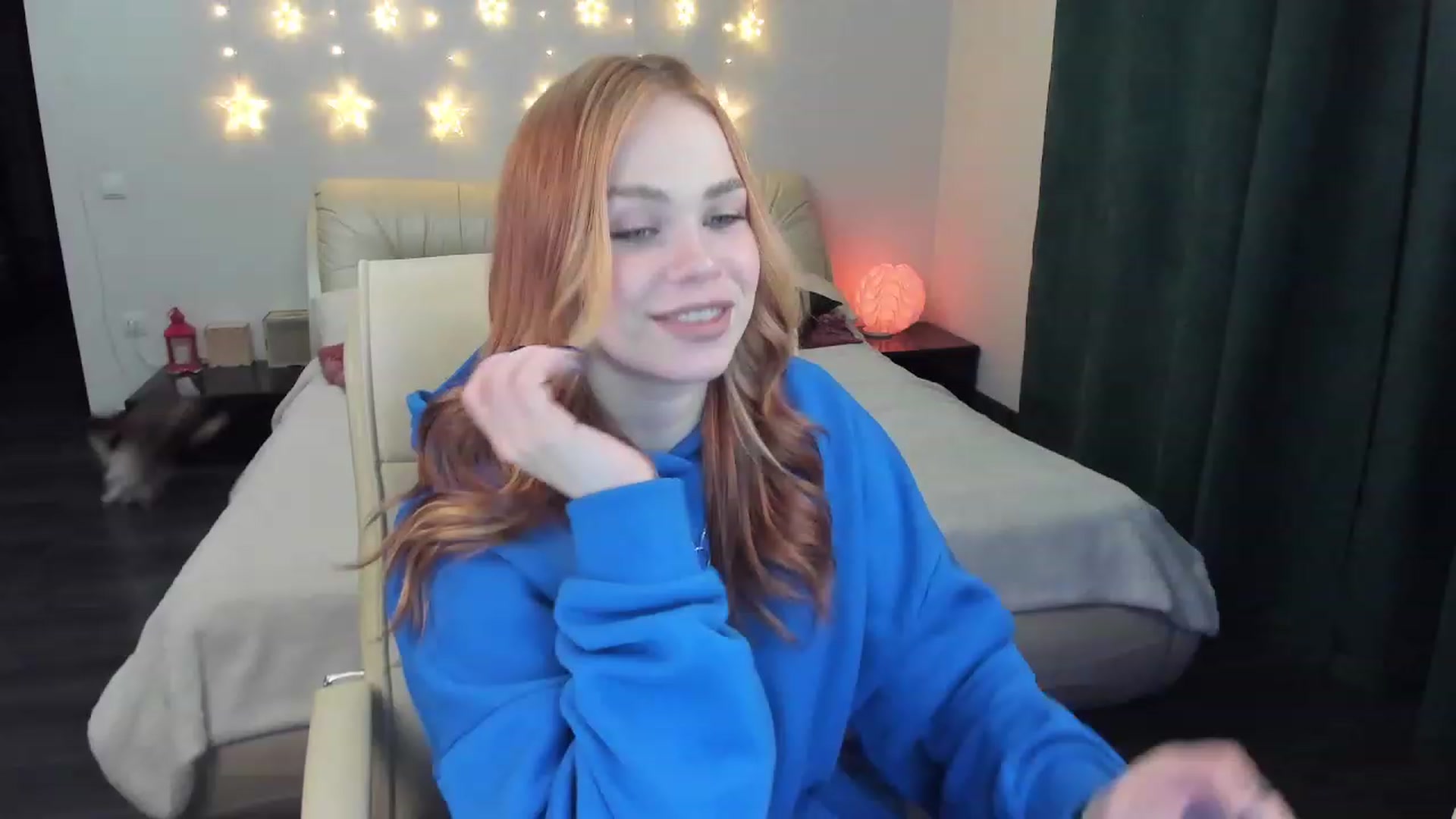 Gallery image thumbnail from TroubleVixen's myfreecams stream on, 04/16/2023, 22:38 image 15 of 20
