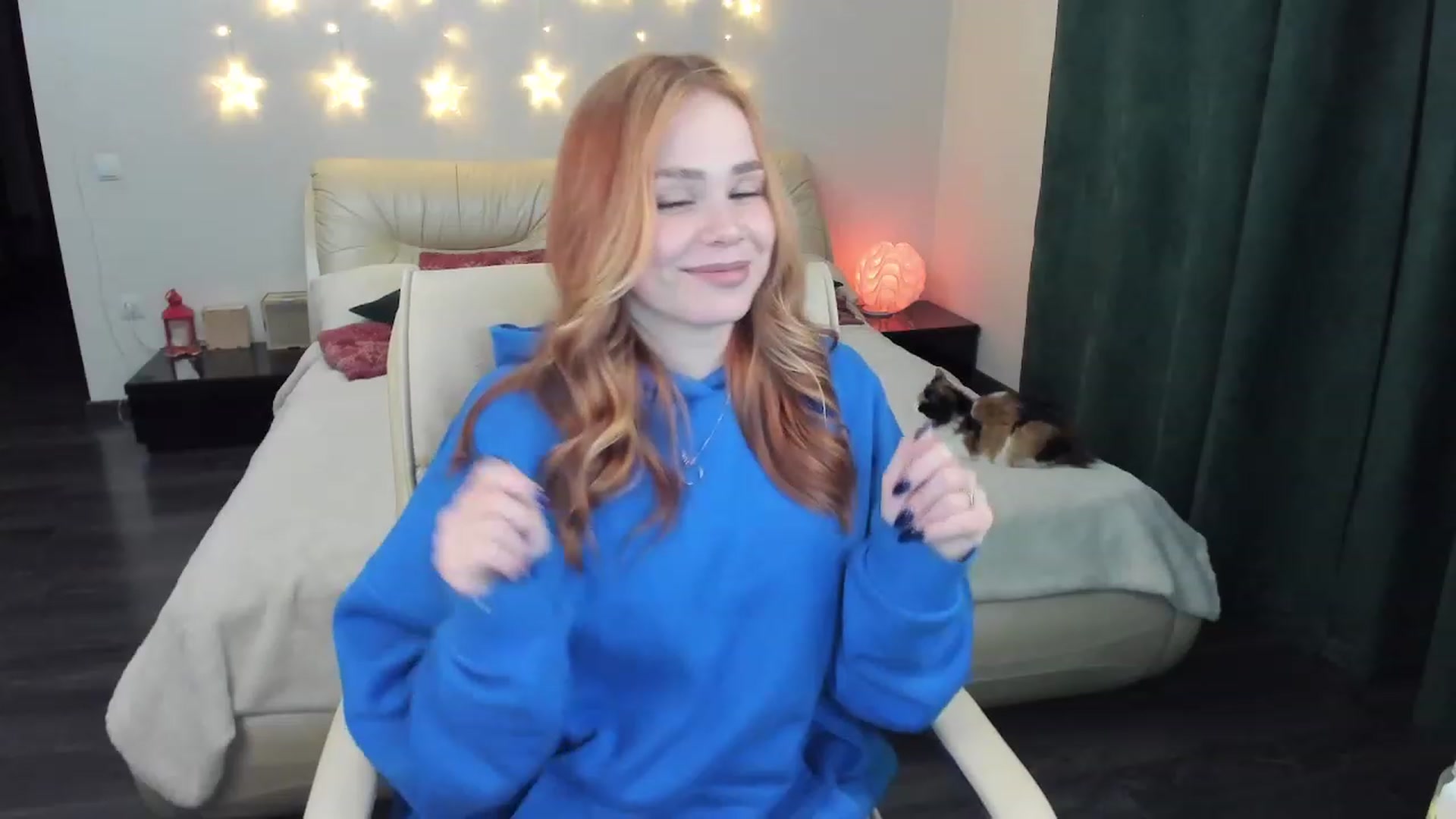Gallery image thumbnail from TroubleVixen's myfreecams stream on, 04/16/2023, 23:47 image 16 of 20