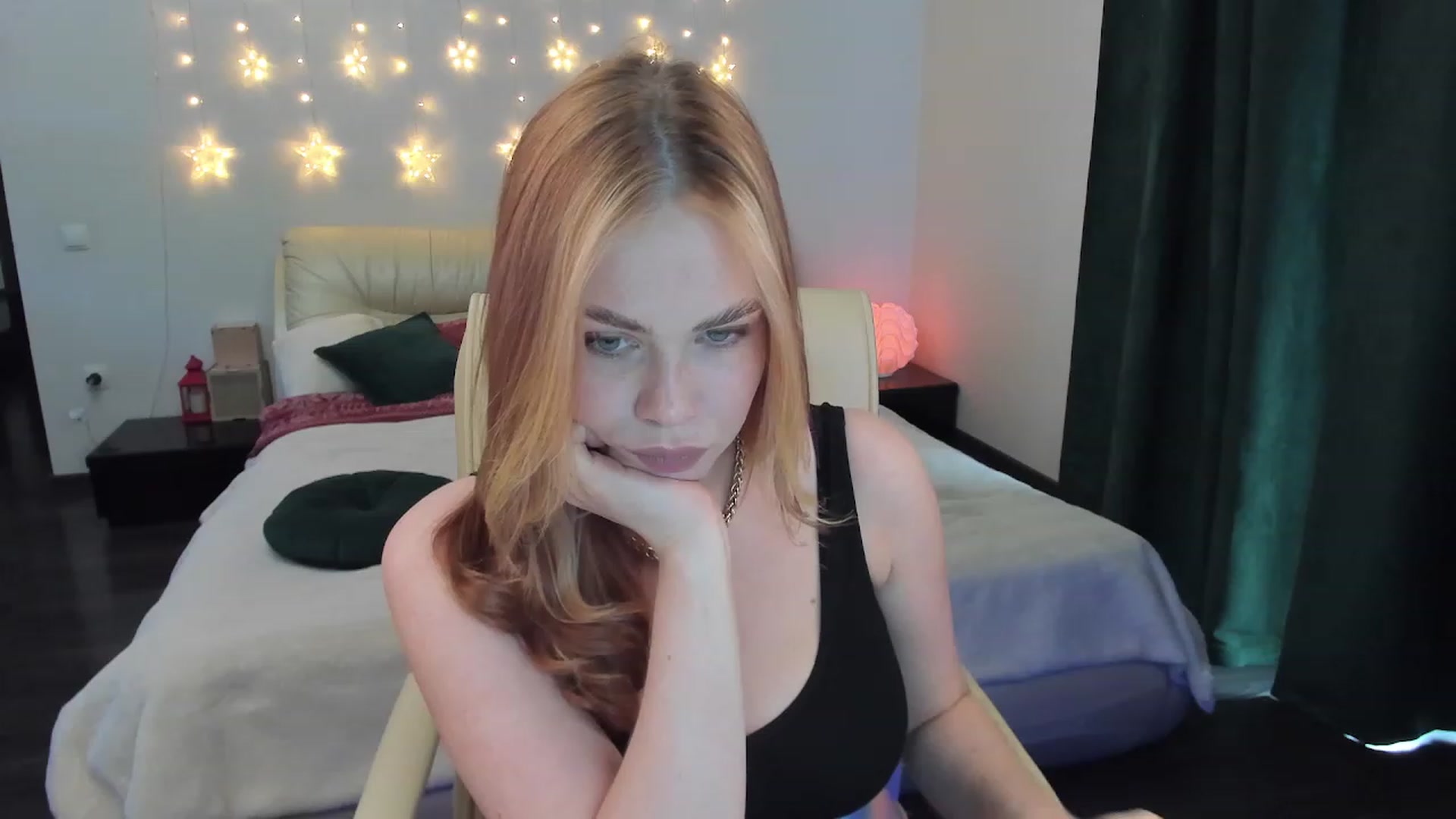 Gallery image thumbnail from TroubleVixen's myfreecams stream on, 05/05/2023, 10:24 image 17 of 20