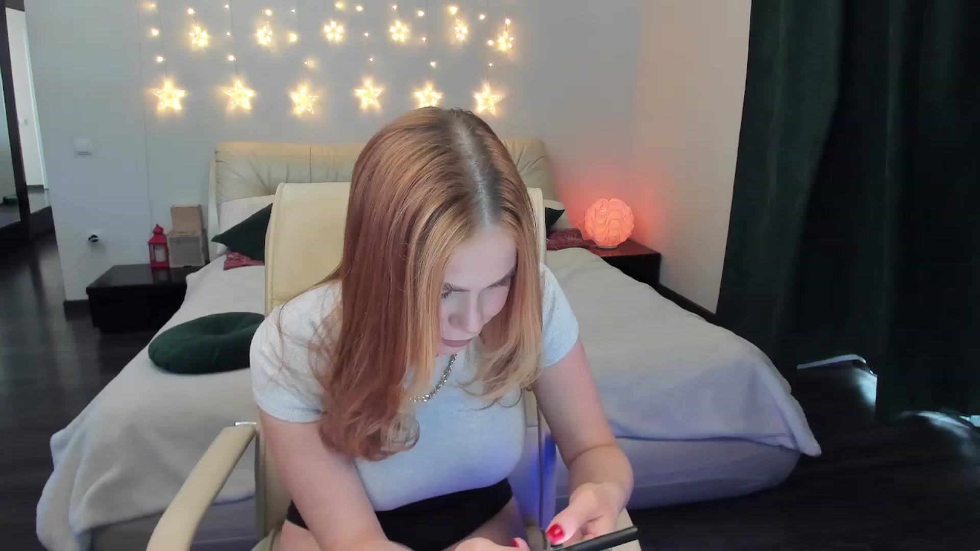 Gallery image thumbnail from TroubleVixen's myfreecams stream on, 05/08/2023, 06:58 image 8 of 20