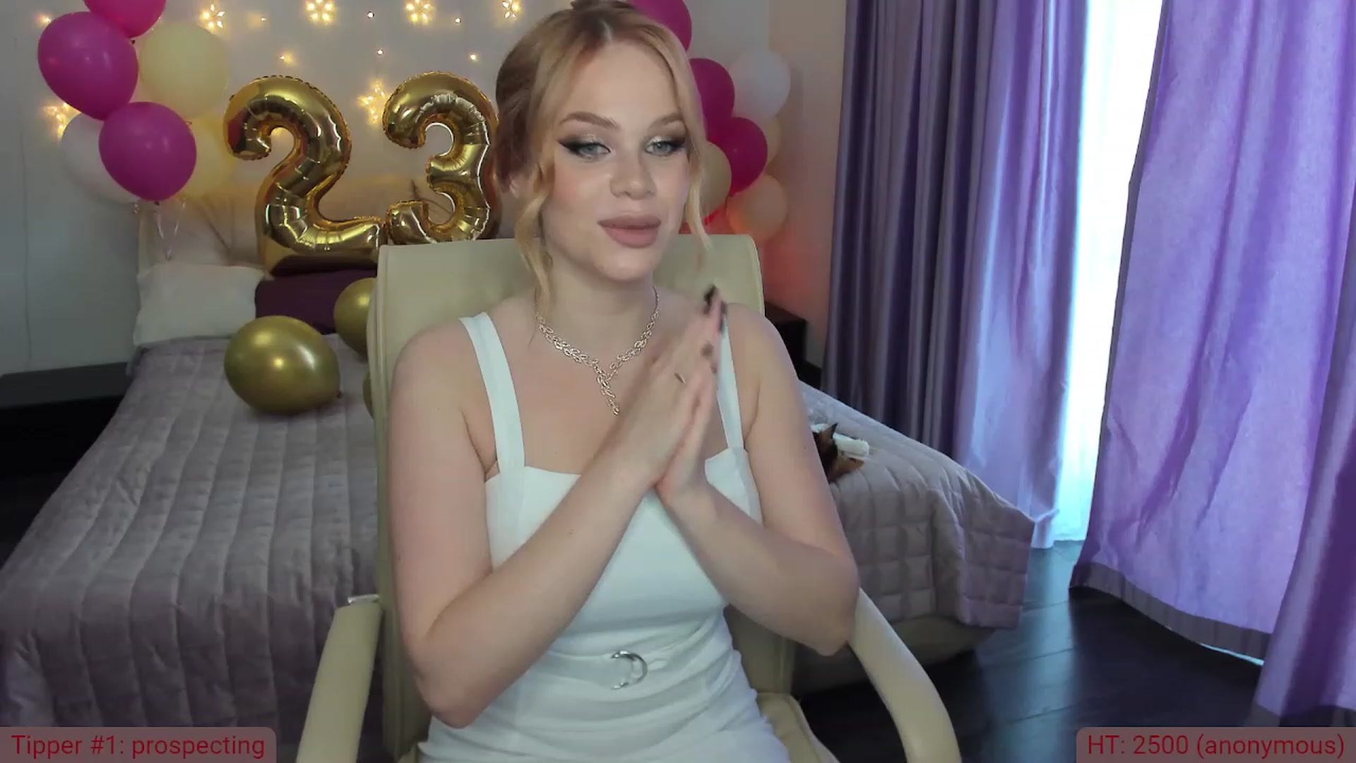 Gallery image thumbnail from TroubleVixen's myfreecams stream on, 06/17/2023, 16:19 image 3 of 20