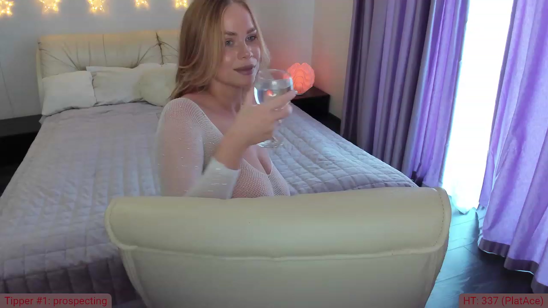 Gallery image thumbnail from TroubleVixen's myfreecams stream on, 07/26/2023, 09:53 image 11 of 20