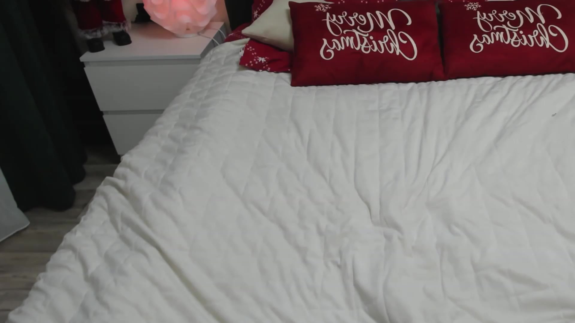 Gallery image thumbnail from TroubleVixen's myfreecams stream on, 12/27/2023, 16:40 image 17 of 20
