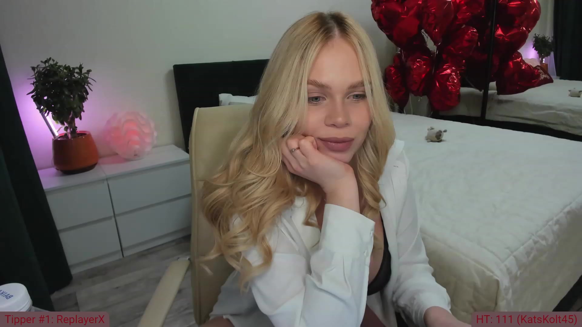Gallery image thumbnail from TroubleVixen's myfreecams stream on, 03/15/2024, 23:15 image 8 of 20