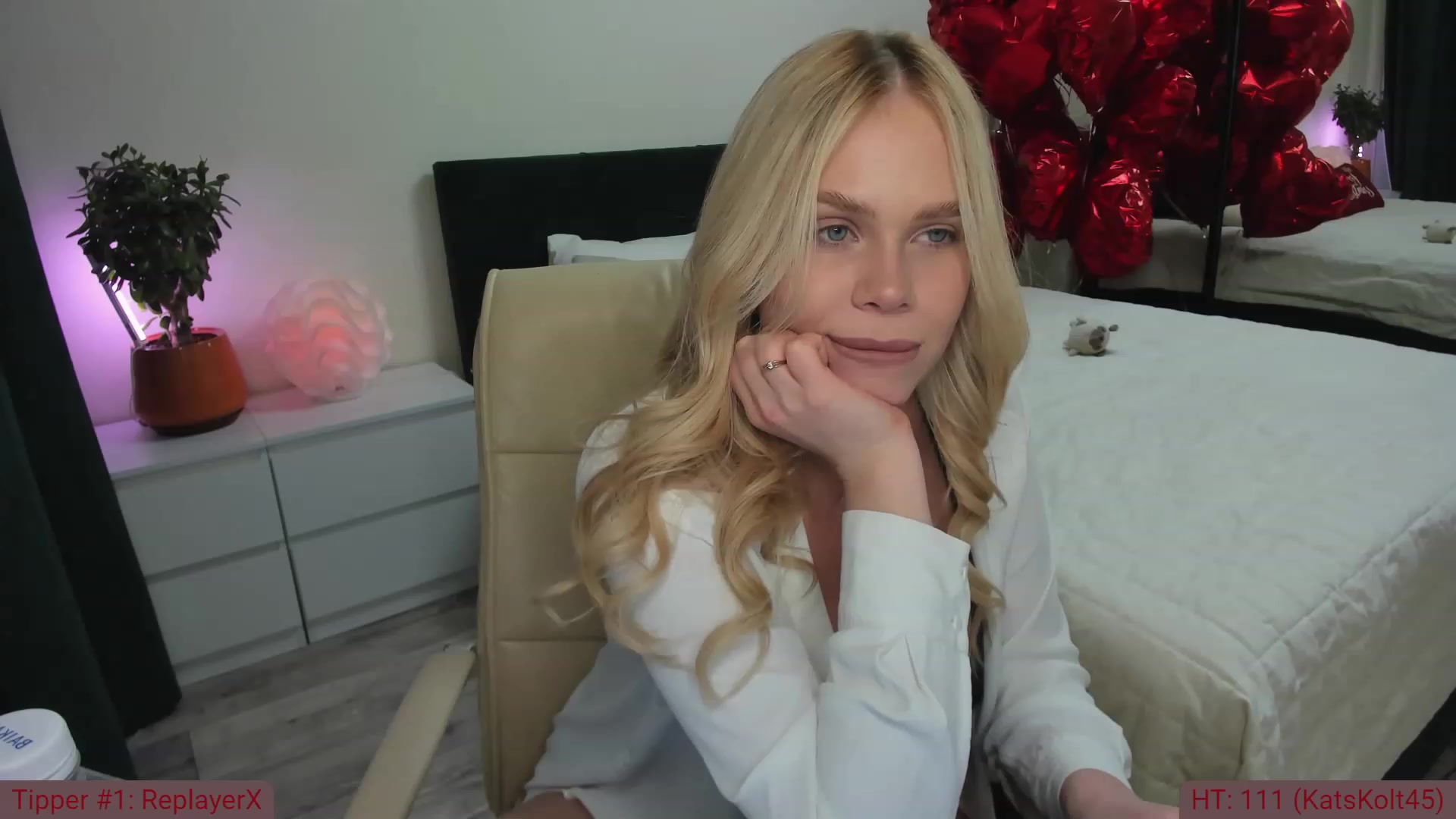 Gallery image thumbnail from TroubleVixen's myfreecams stream on, 03/15/2024, 23:15 image 10 of 20