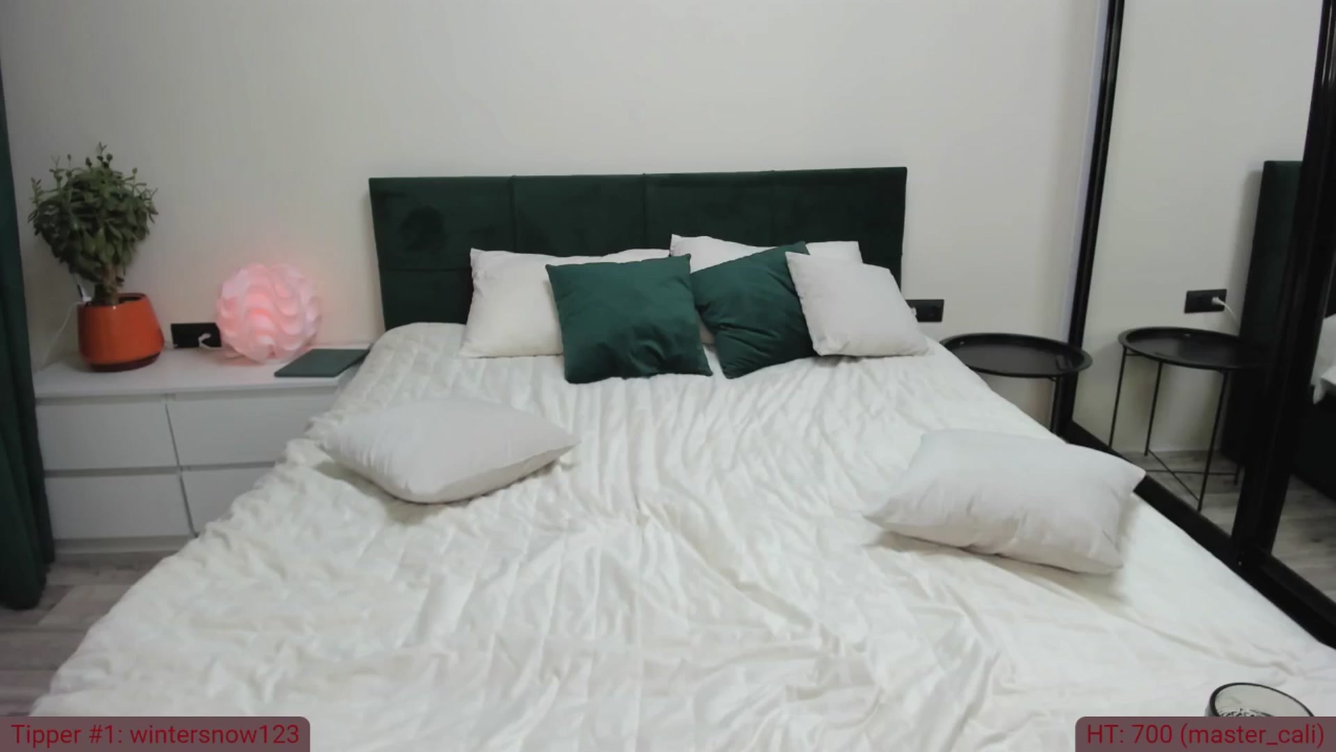 Gallery image thumbnail from TroubleVixen's myfreecams stream on, 07/22/2024, 03:45 image 10 of 20
