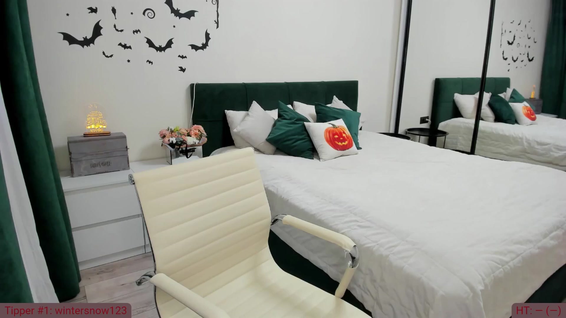 Gallery image thumbnail from TroubleVixen's myfreecams stream on, 11/22/2024, 23:01 image 9 of 20