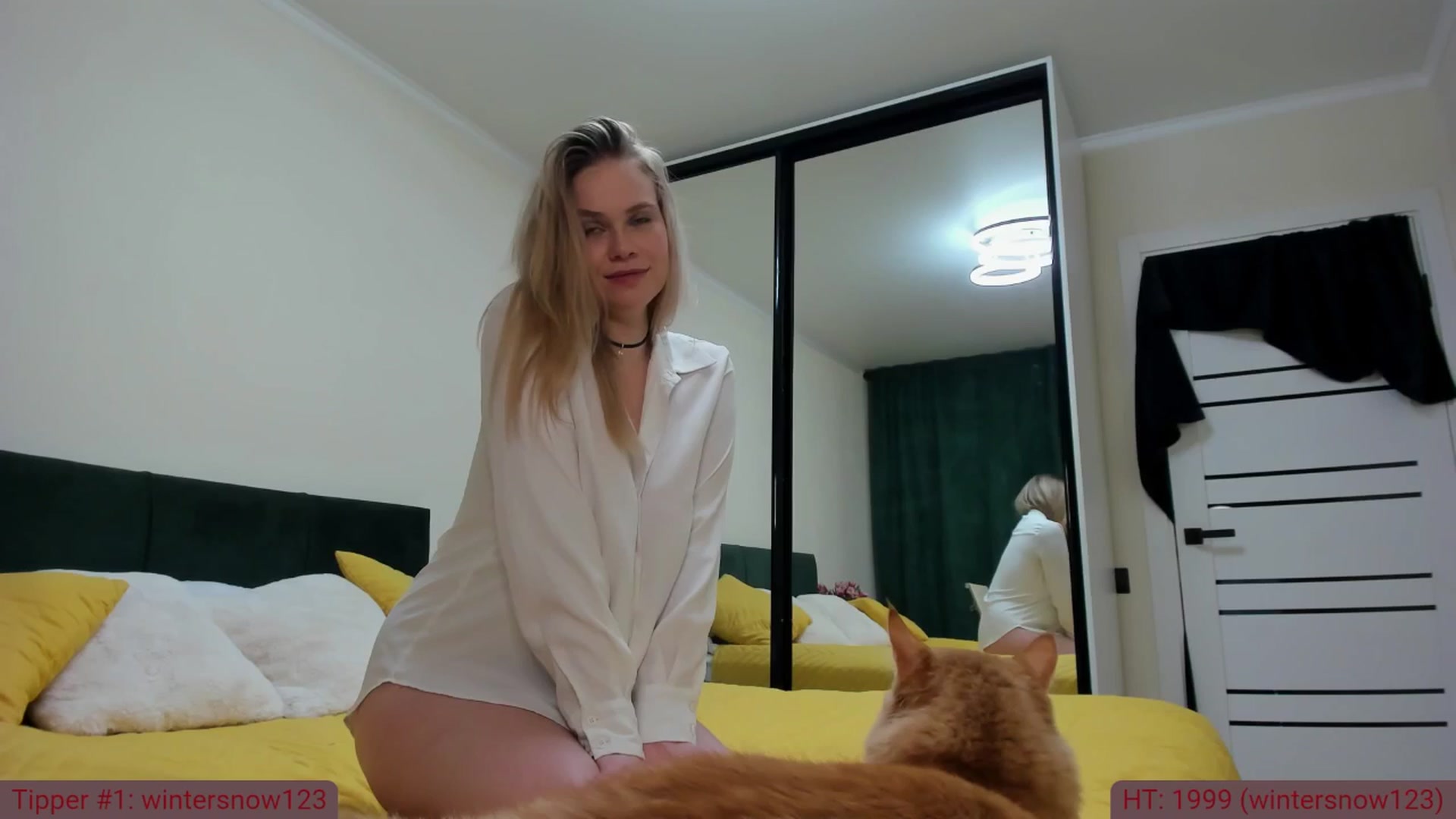 Gallery image thumbnail from TroubleVixen's myfreecams stream on, 03/31/2025, 05:29 image 12 of 20