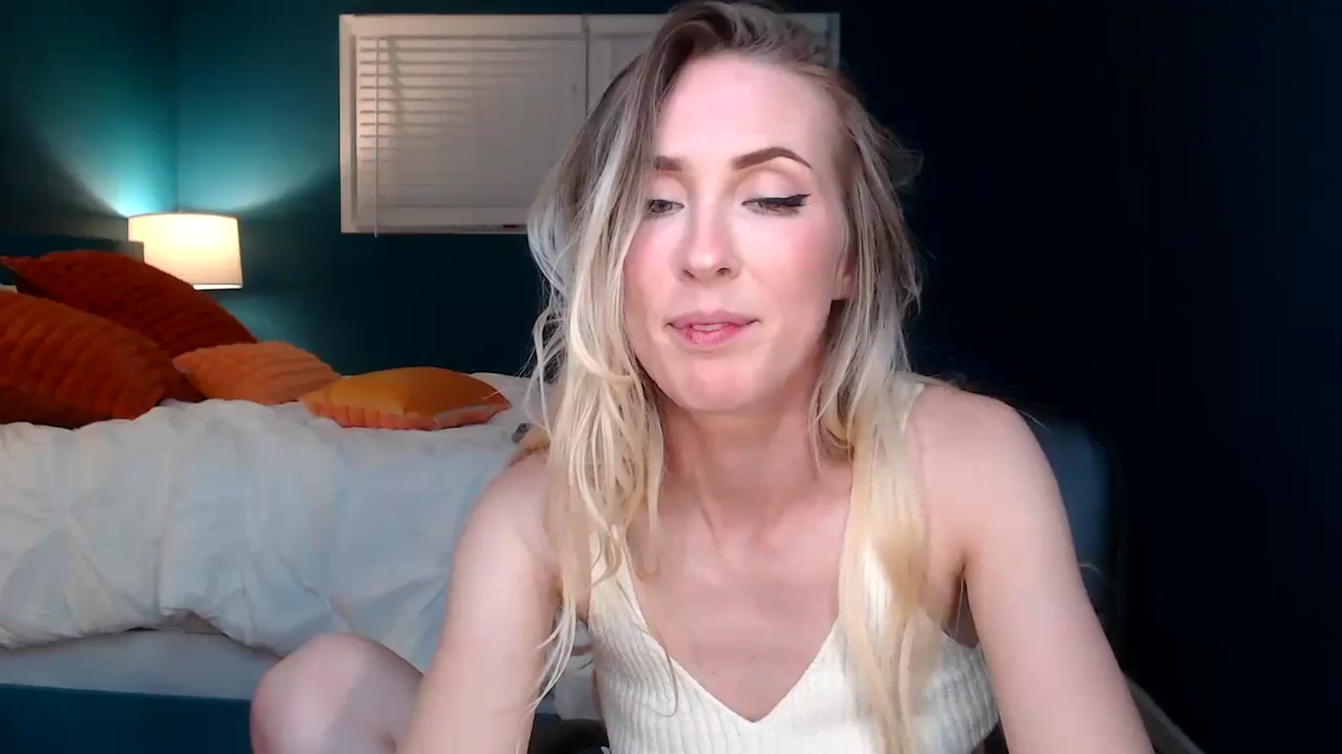 Gallery image thumbnail from Troublesome's myfreecams stream on, 01/14/2024, 08:32 image 18 of 20