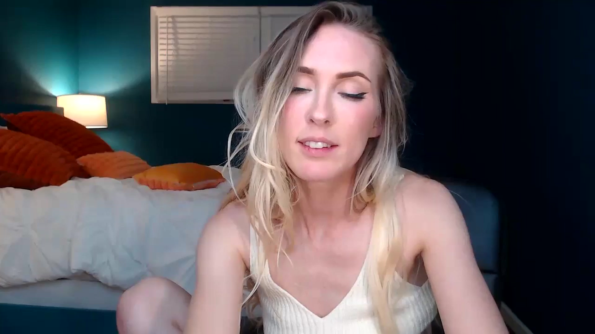 Gallery image thumbnail from Troublesome's myfreecams stream on, 01/14/2024, 08:32 image 19 of 20