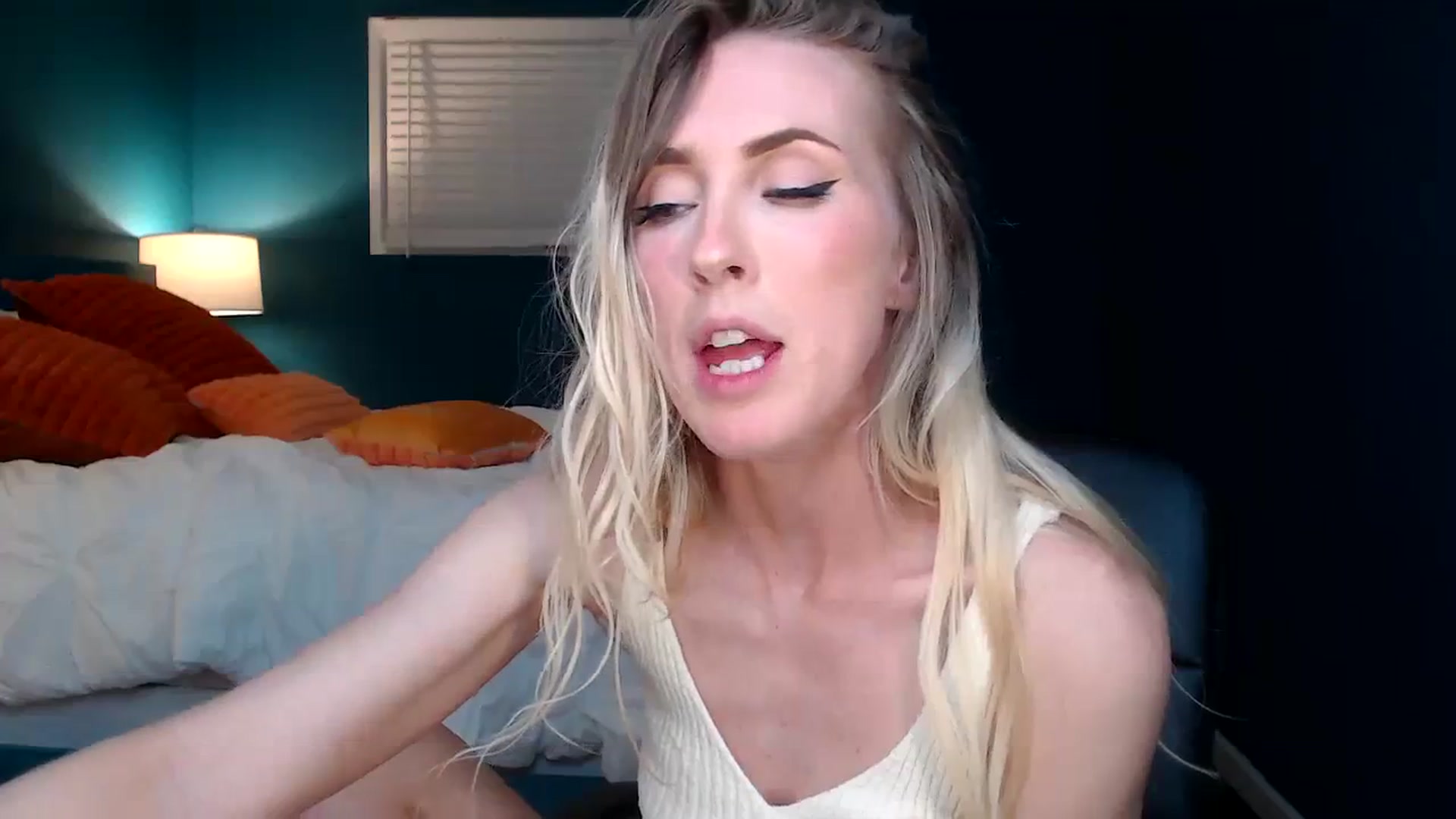 Gallery image thumbnail from Troublesome's myfreecams stream on, 01/14/2024, 08:32 image 15 of 20