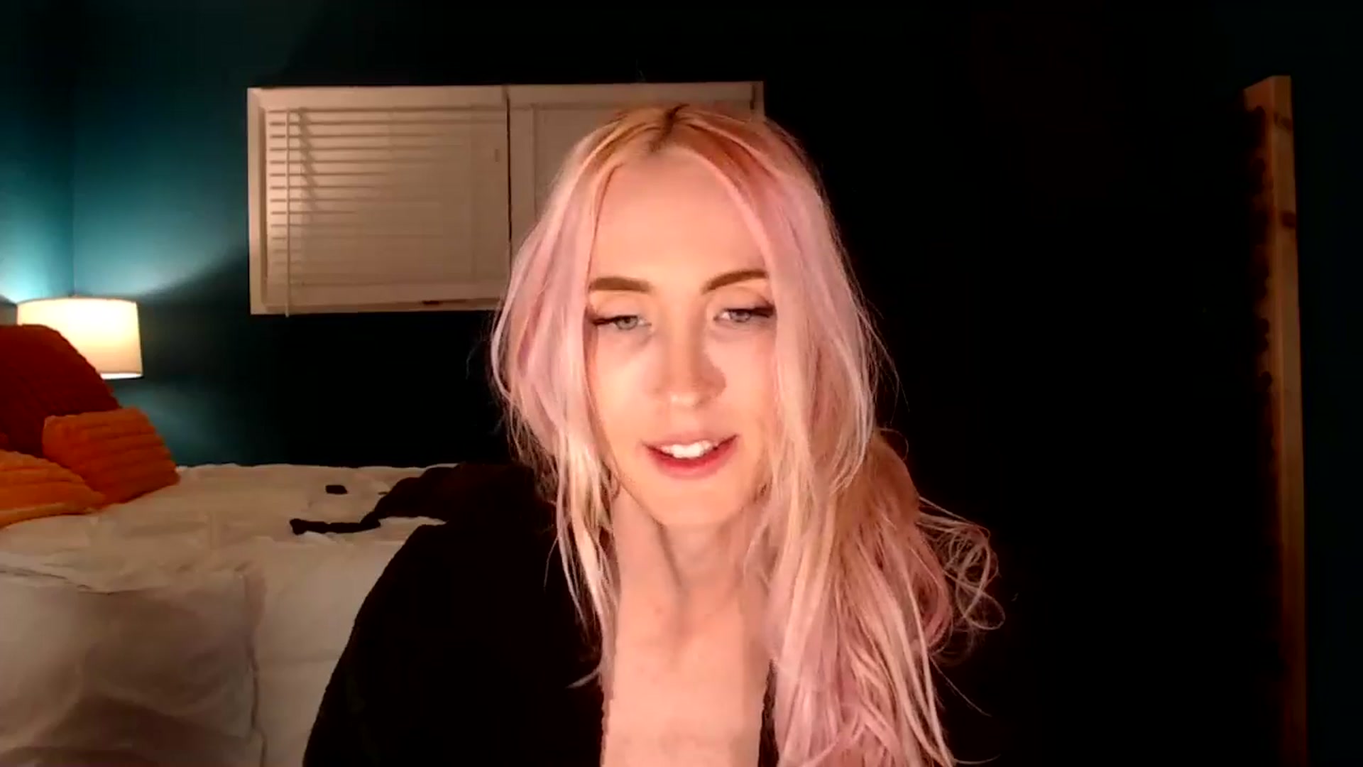 Gallery image thumbnail from Troublesome's myfreecams stream on, 11/10/2024, 09:38 image 15 of 20
