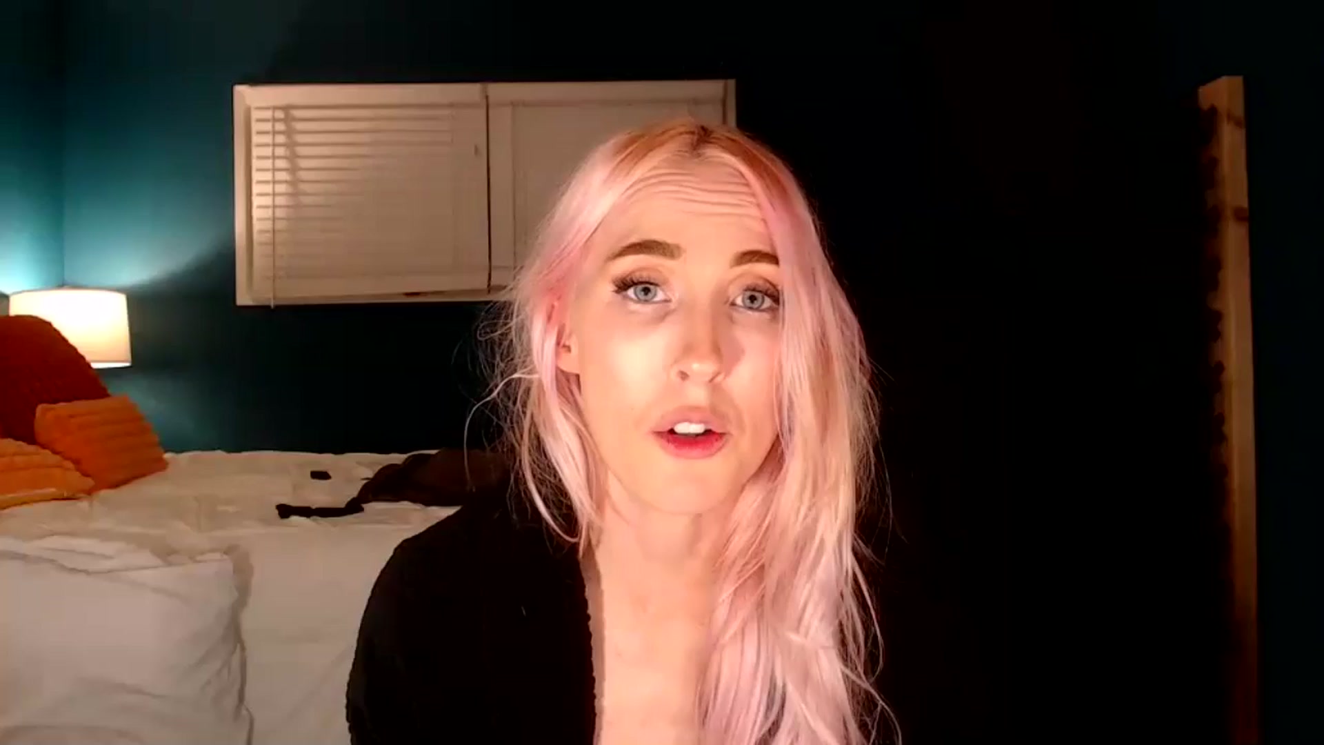 Gallery image thumbnail from Troublesome's myfreecams stream on, 11/10/2024, 10:33 image 1 of 20