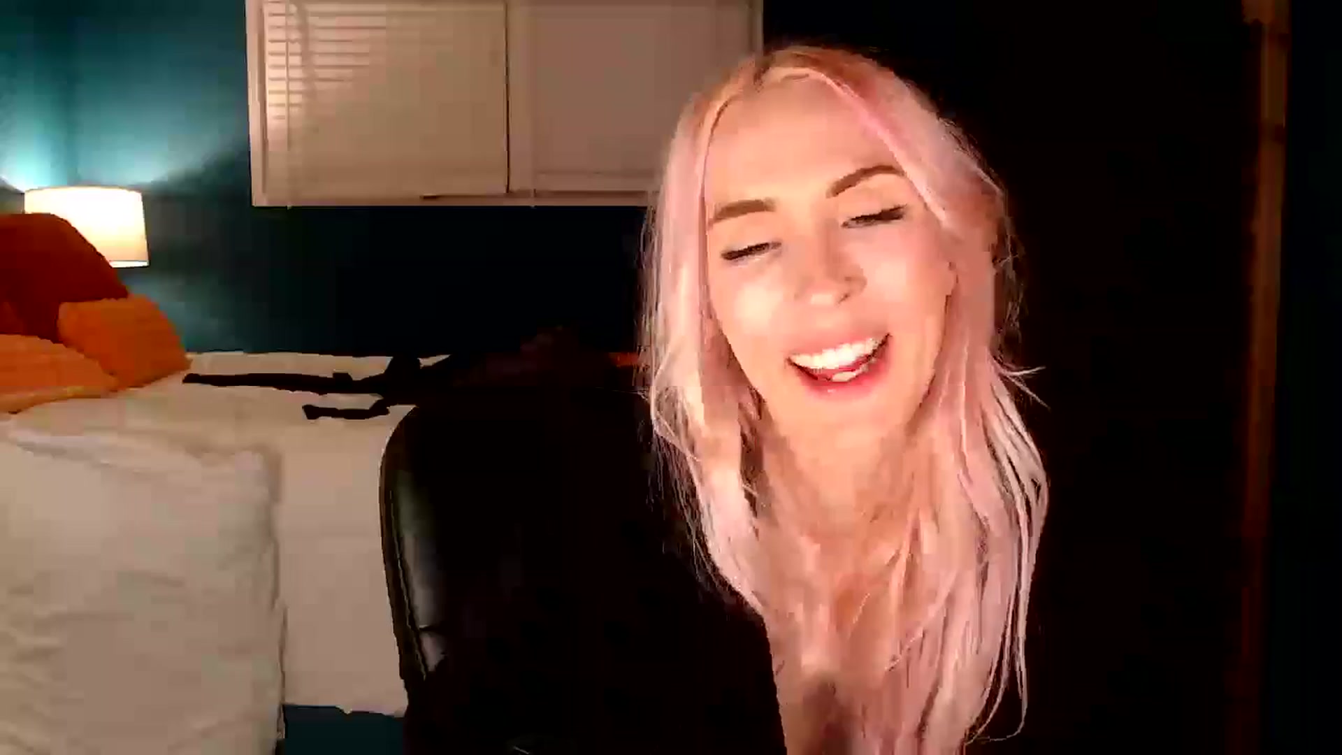 Gallery image thumbnail from Troublesome's myfreecams stream on, 11/10/2024, 10:33 image 11 of 20