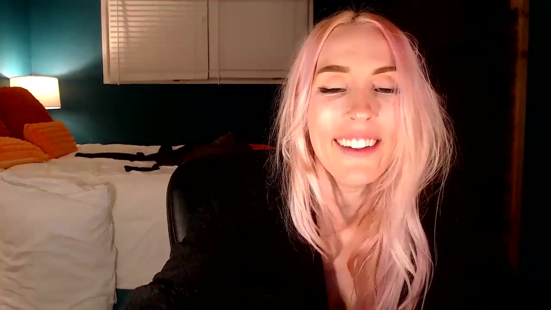 Gallery image thumbnail from Troublesome's myfreecams stream on, 11/10/2024, 10:33 image 10 of 20
