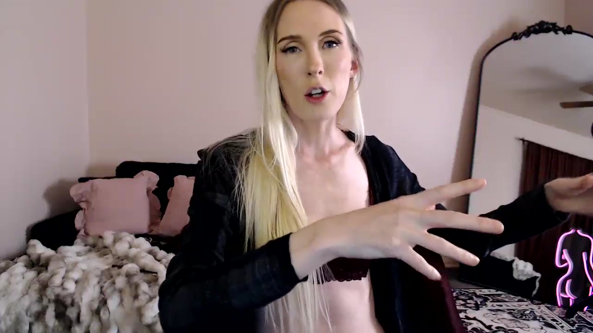 Gallery image thumbnail from Troublesome's myfreecams stream on, 09/21/2025, 03:18 image 8 of 20