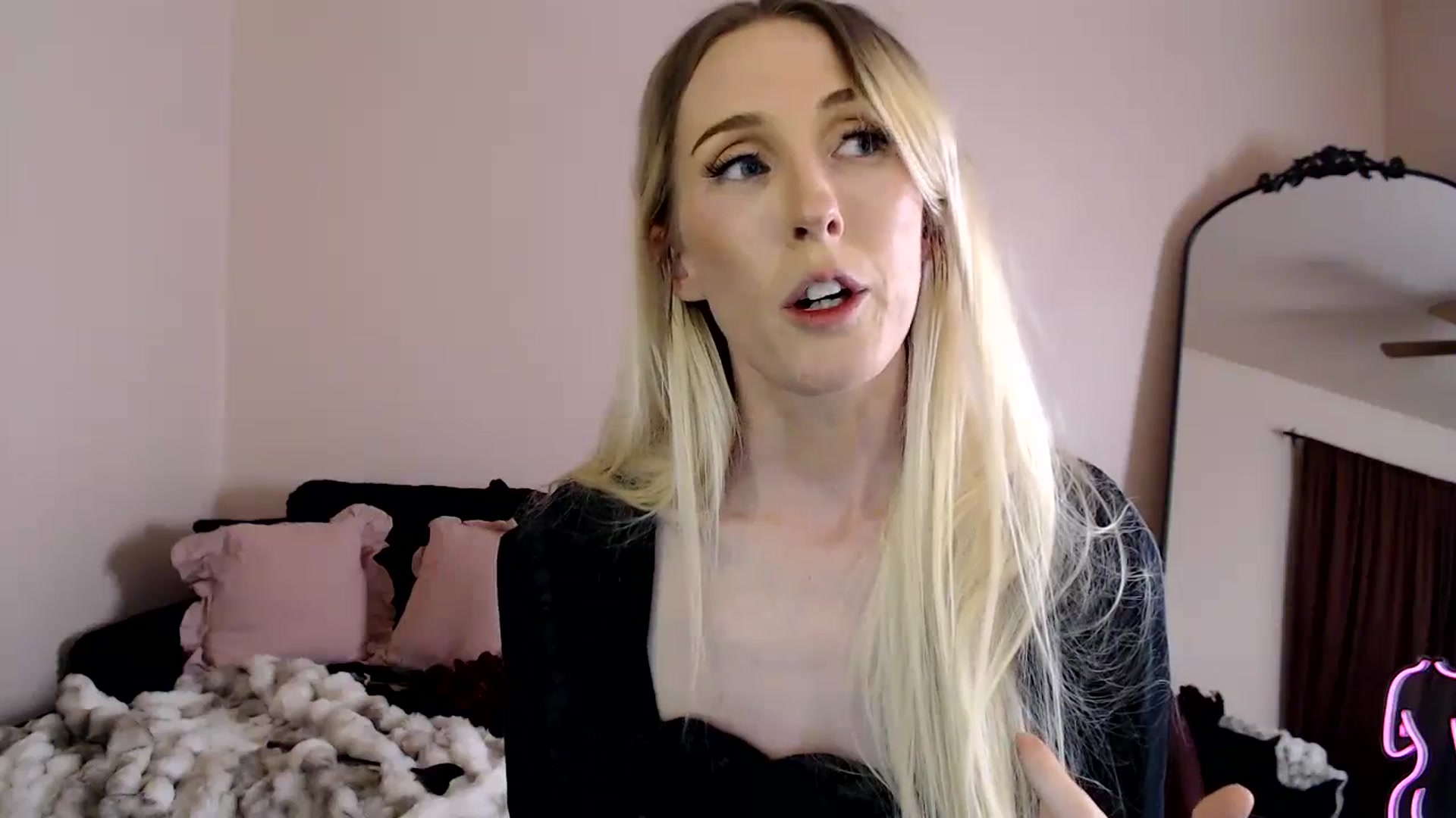 Gallery image thumbnail from Troublesome's myfreecams stream on, 09/21/2025, 07:55 image 5 of 20