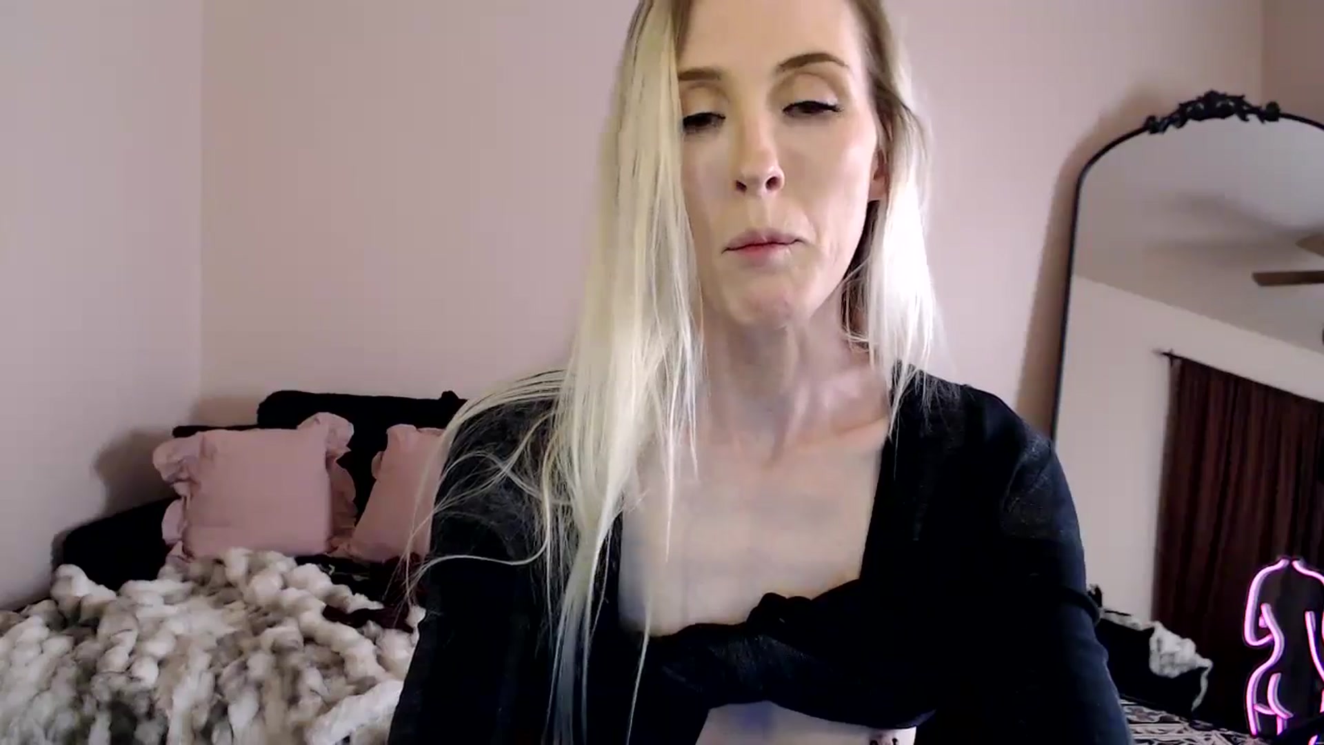 Gallery image thumbnail from Troublesome's myfreecams stream on, 09/21/2025, 07:55 image 20 of 20