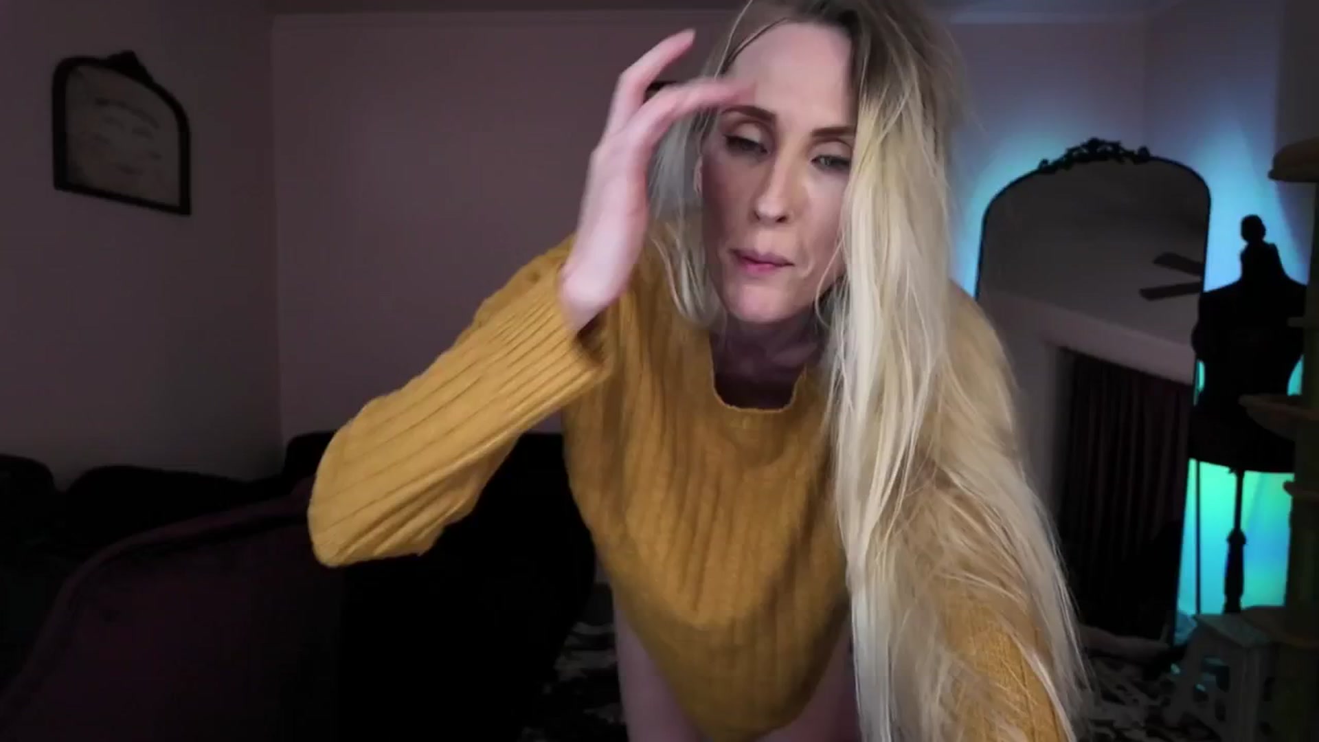 Gallery image thumbnail from Troublesome's myfreecams stream on, 10/21/2025, 05:45 image 6 of 20