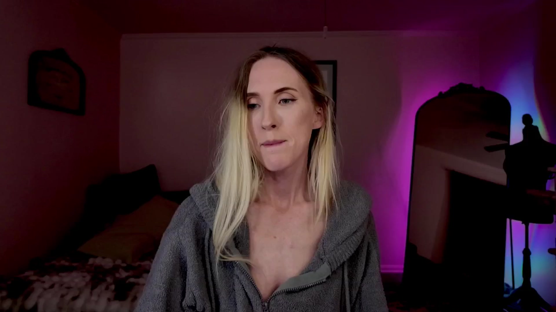 Gallery image thumbnail from Troublesome's myfreecams stream on, 12/10/2025, 06:29 image 2 of 20
