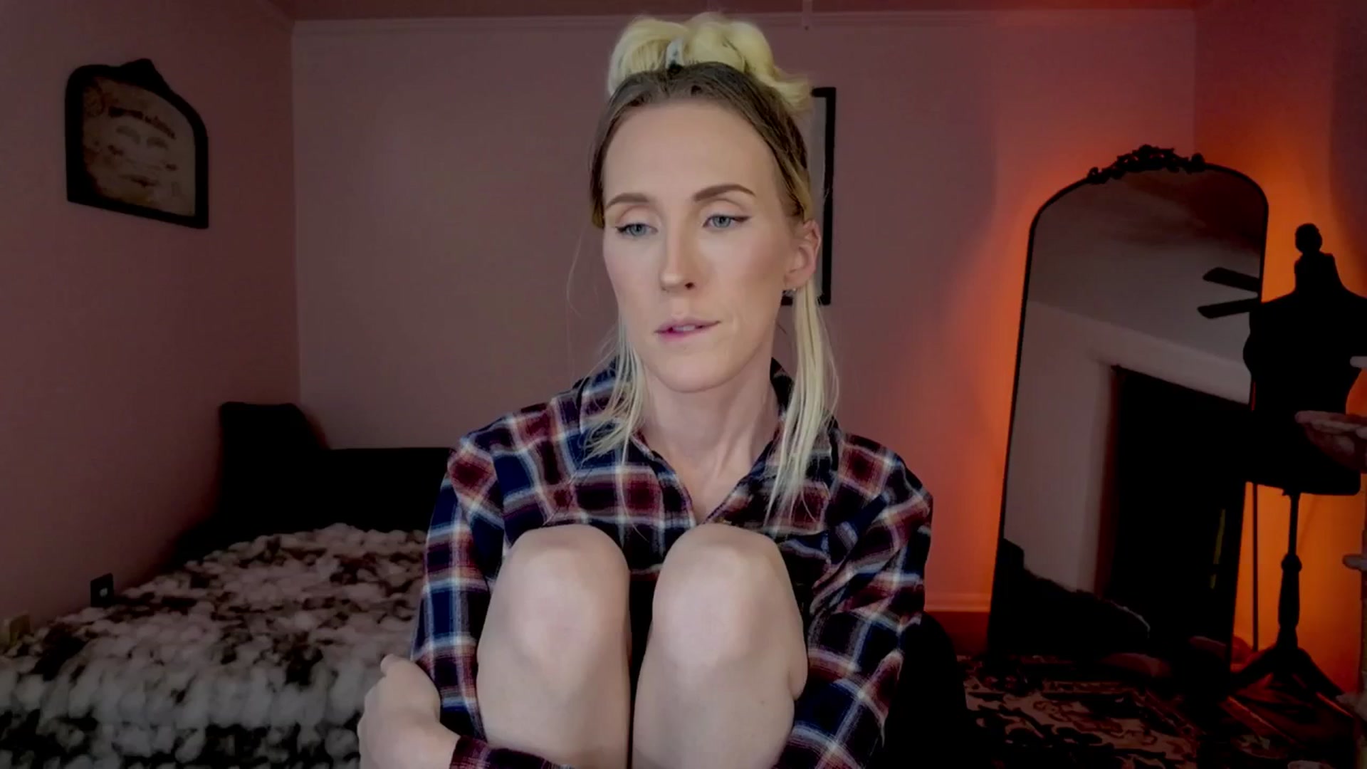 Gallery image thumbnail from Troublesome's myfreecams stream on, 12/17/2025, 06:17 image 8 of 20