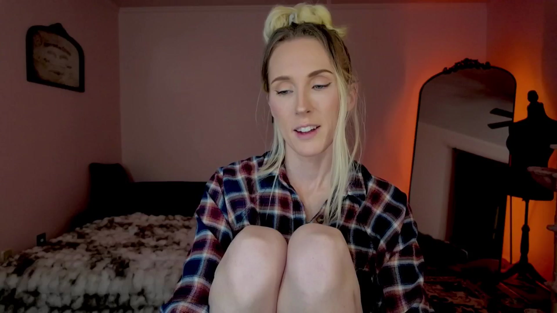 Gallery image thumbnail from Troublesome's myfreecams stream on, 12/17/2025, 06:17 image 12 of 20