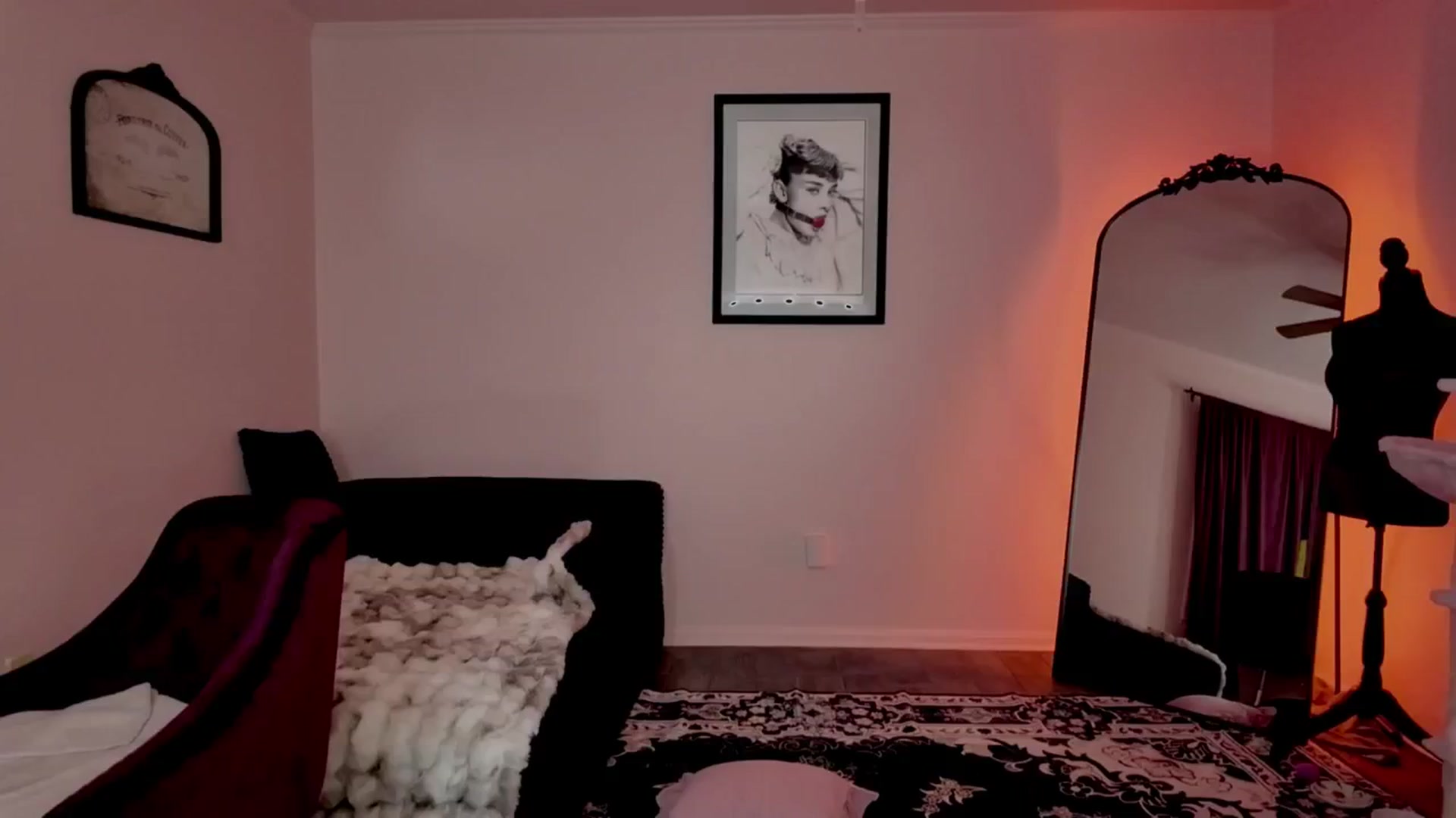 Gallery image thumbnail from Troublesome's myfreecams stream on, 12/17/2025, 06:17 image 10 of 20