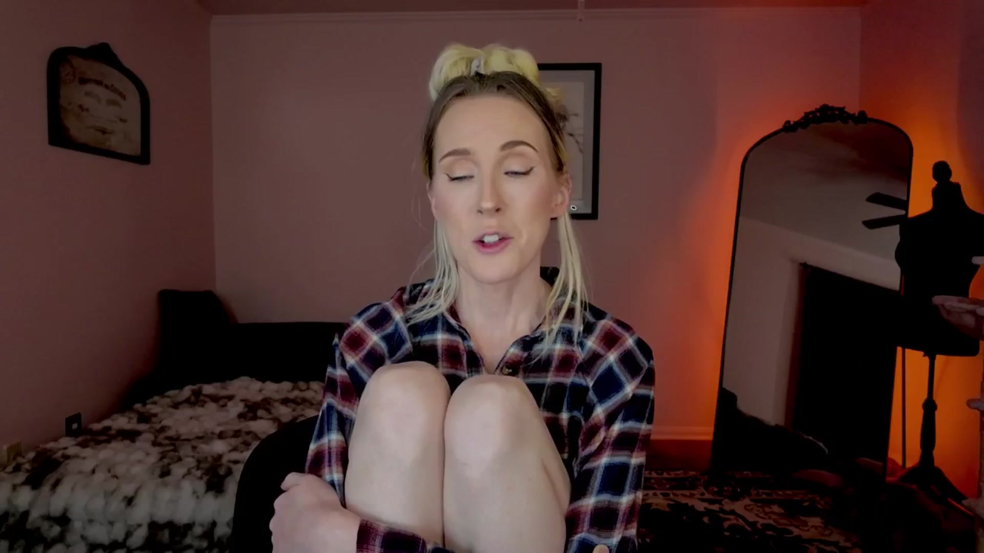 Gallery image thumbnail from Troublesome's myfreecams stream on, 12/17/2025, 06:17 image 2 of 20