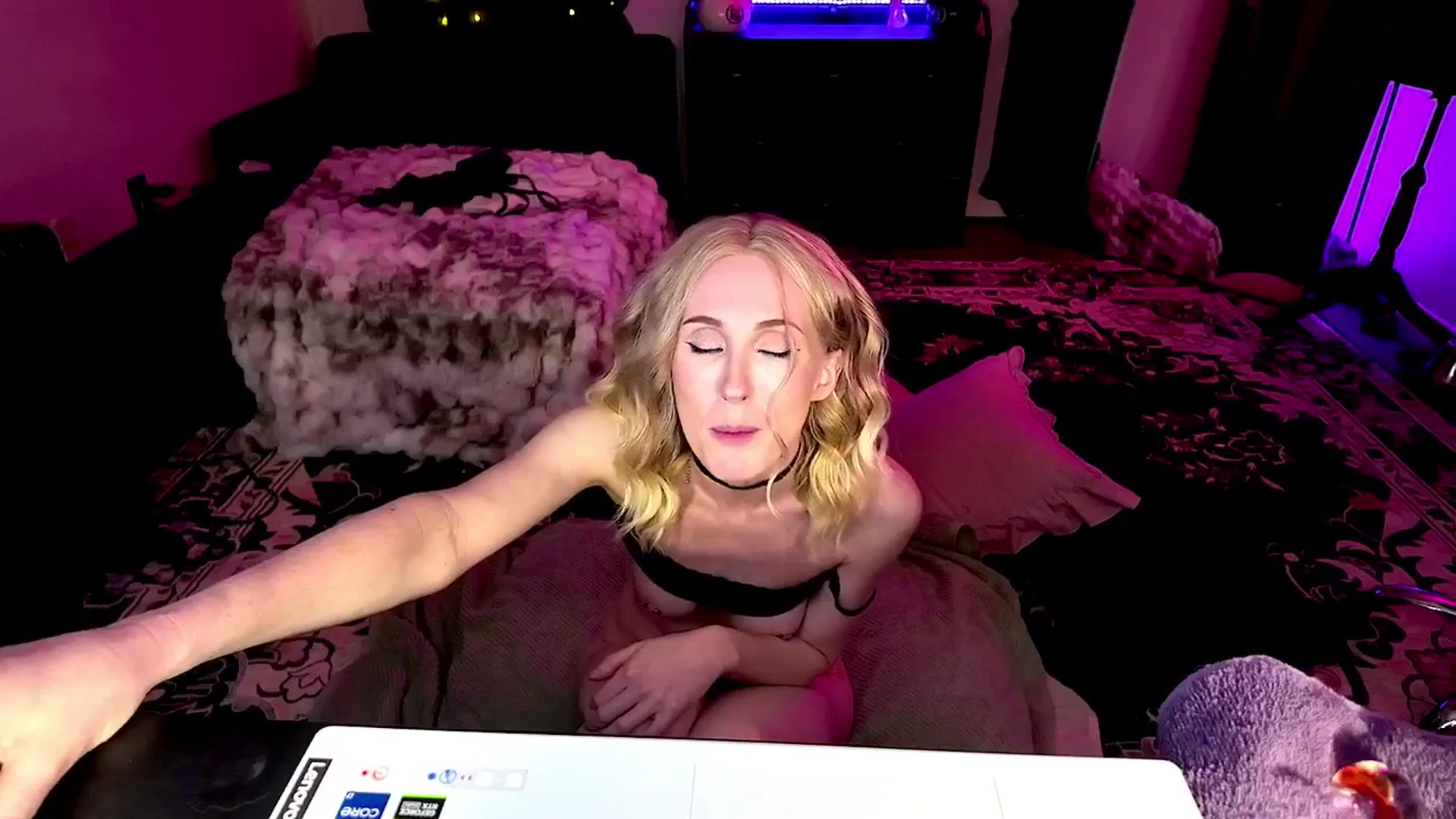 Gallery image thumbnail from Troublesome's myfreecams stream on, 04/26/2026, 06:09 image 17 of 20