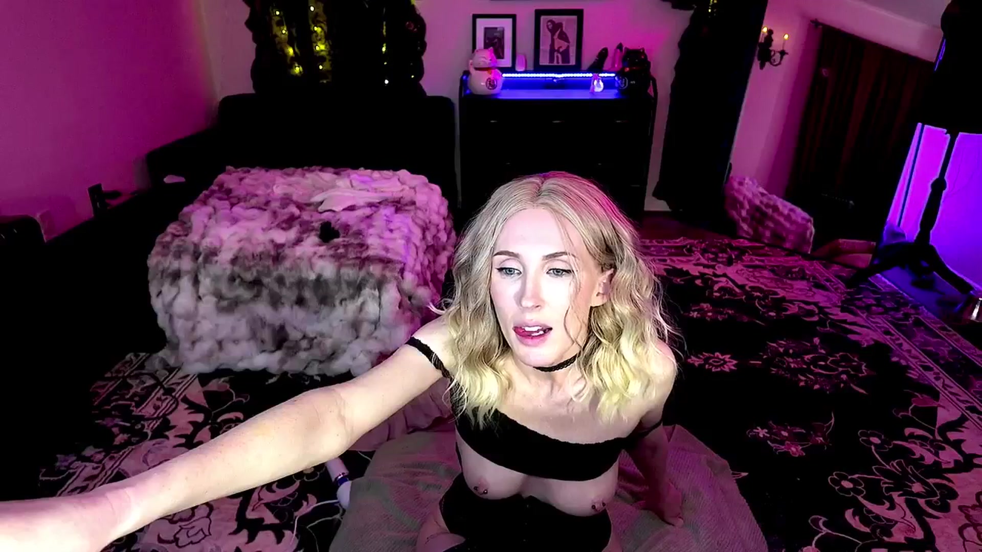 Gallery image thumbnail from Troublesome's myfreecams stream on, 04/26/2026, 06:09 image 6 of 20