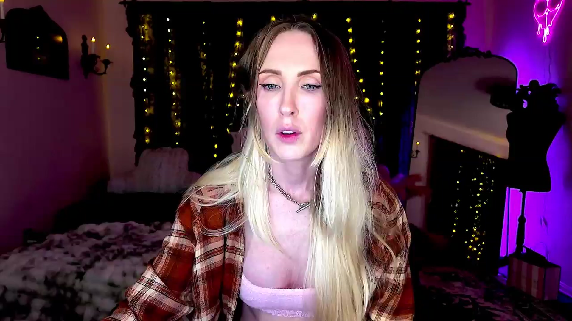 Gallery image thumbnail from Troublesome's myfreecams stream on, 08/23/2026, 05:03 image 10 of 20